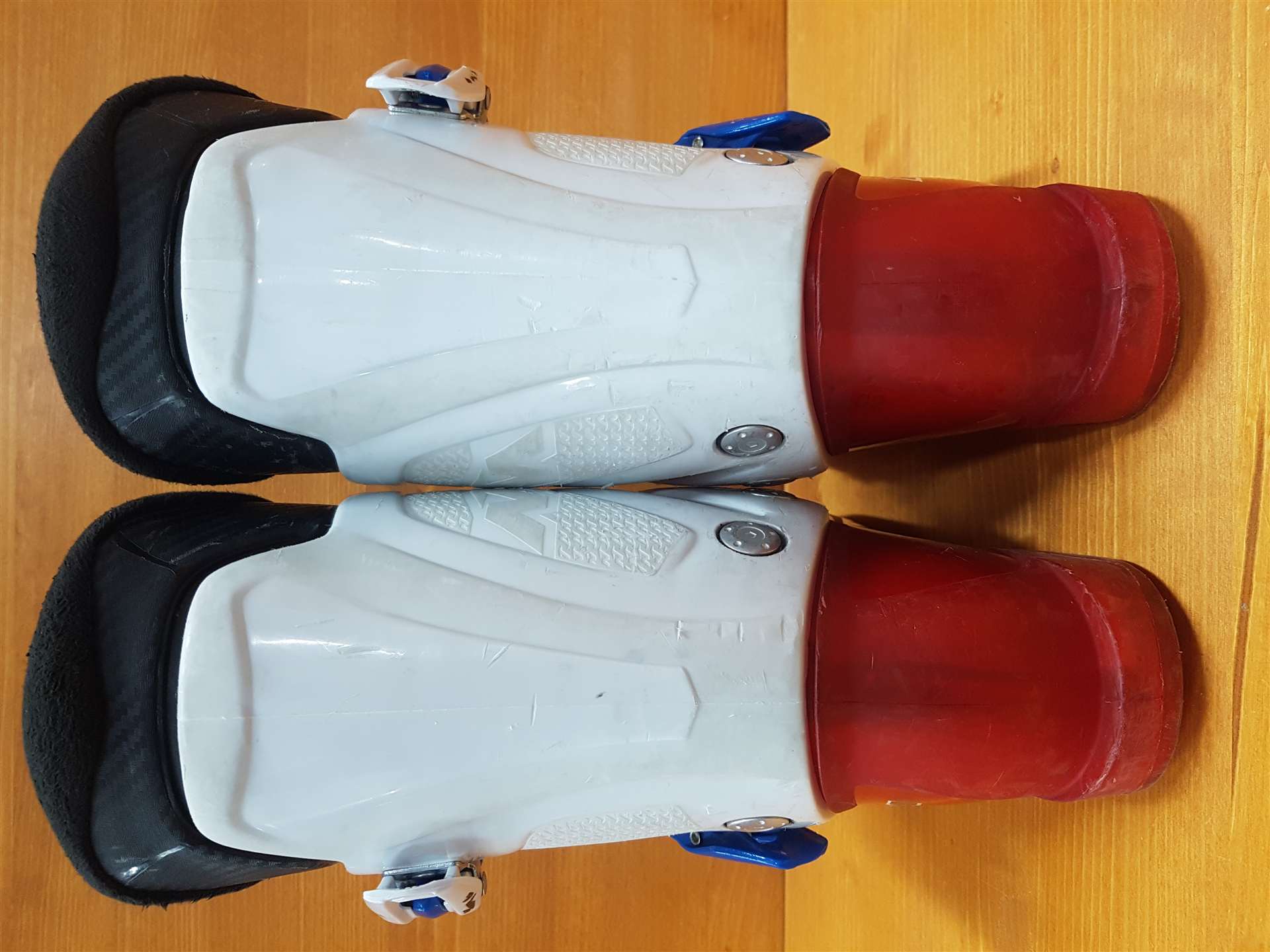 Použité lyžiarky NORDICA Firearrow Team 3