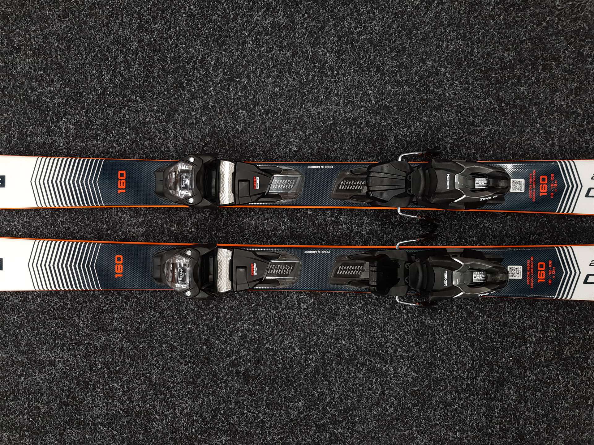 Sci usati BLIZZARD Stormbird 7.2 + attacchi Marker TPC 10