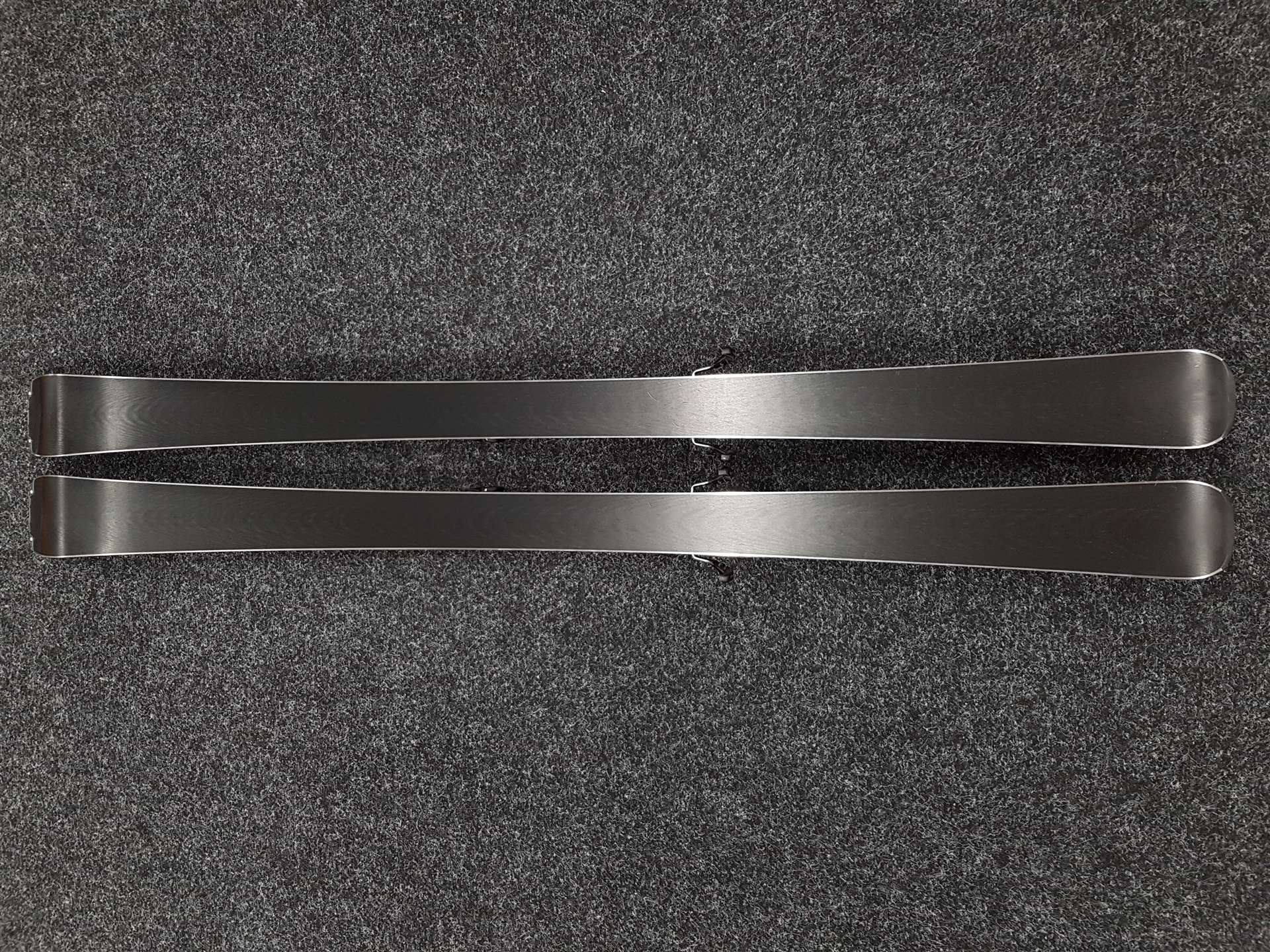 Sci usati BLIZZARD Stormbird 7.2 + attacchi Marker TPC 10