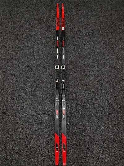 Skis de fond Atomic Redster Skintec C9 d'occasion + fixations Salomon NNN.