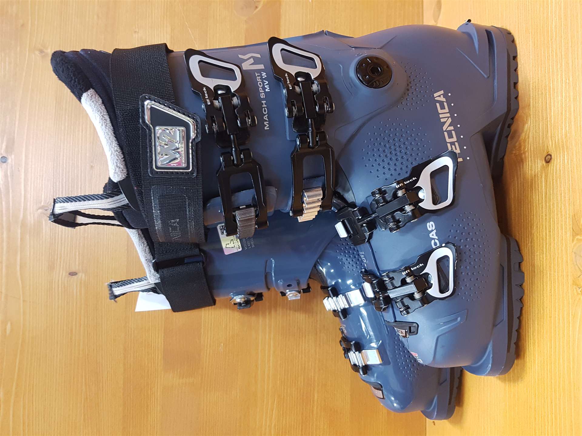 Použité lyžiarky TECNICA Mach Sport MV W 75