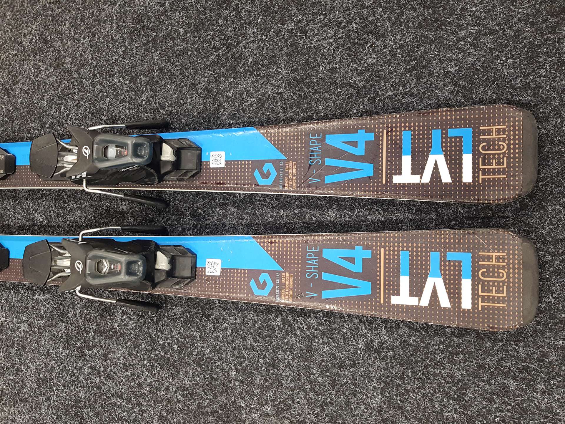 Gebrauchte Ski HEAD LYT Tech V4 + Tyrolia PR 10 Bindungen