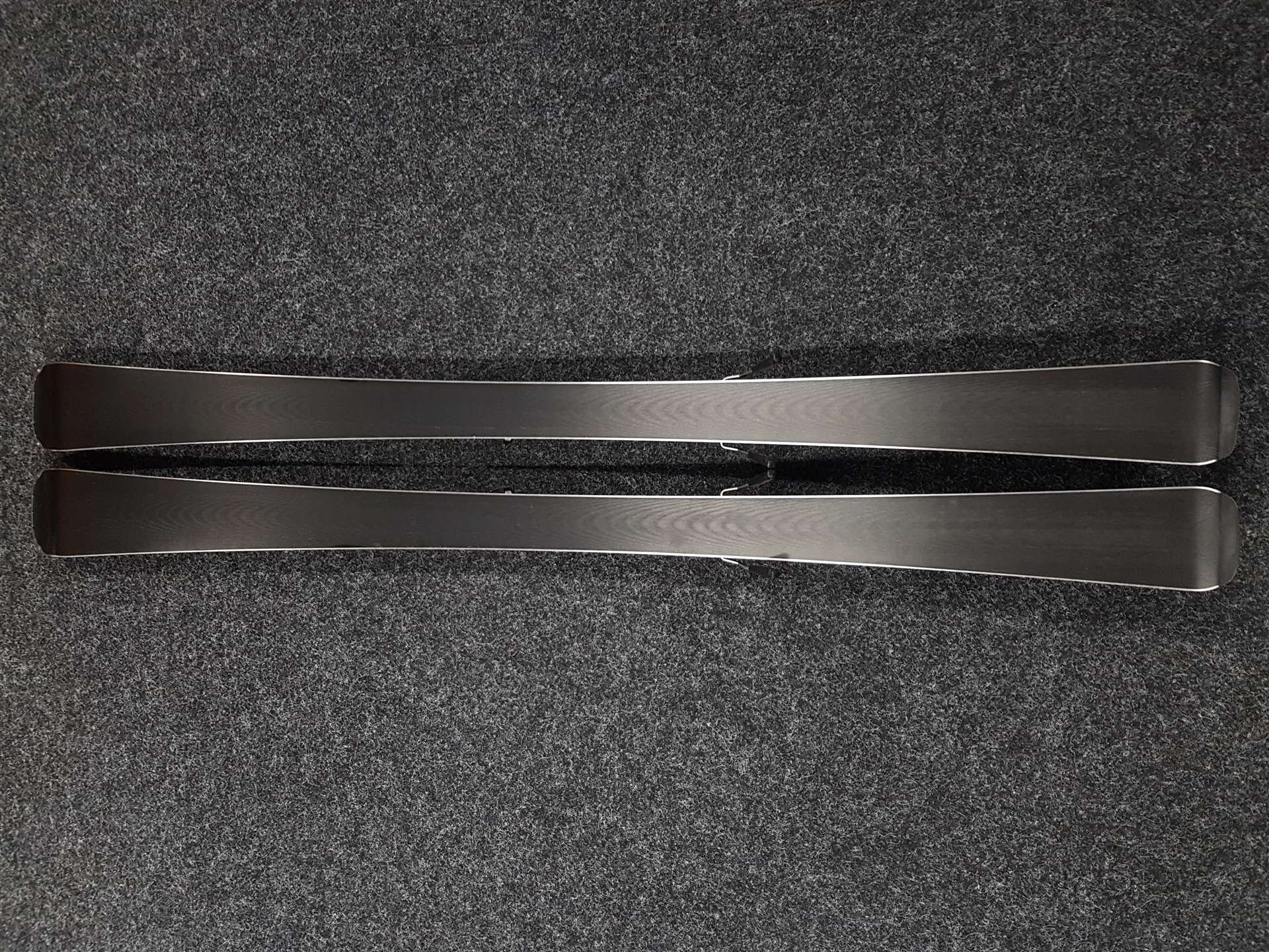 Gebrauchte Ski HEAD LYT Tech V4 + Tyrolia PR 10 Bindungen