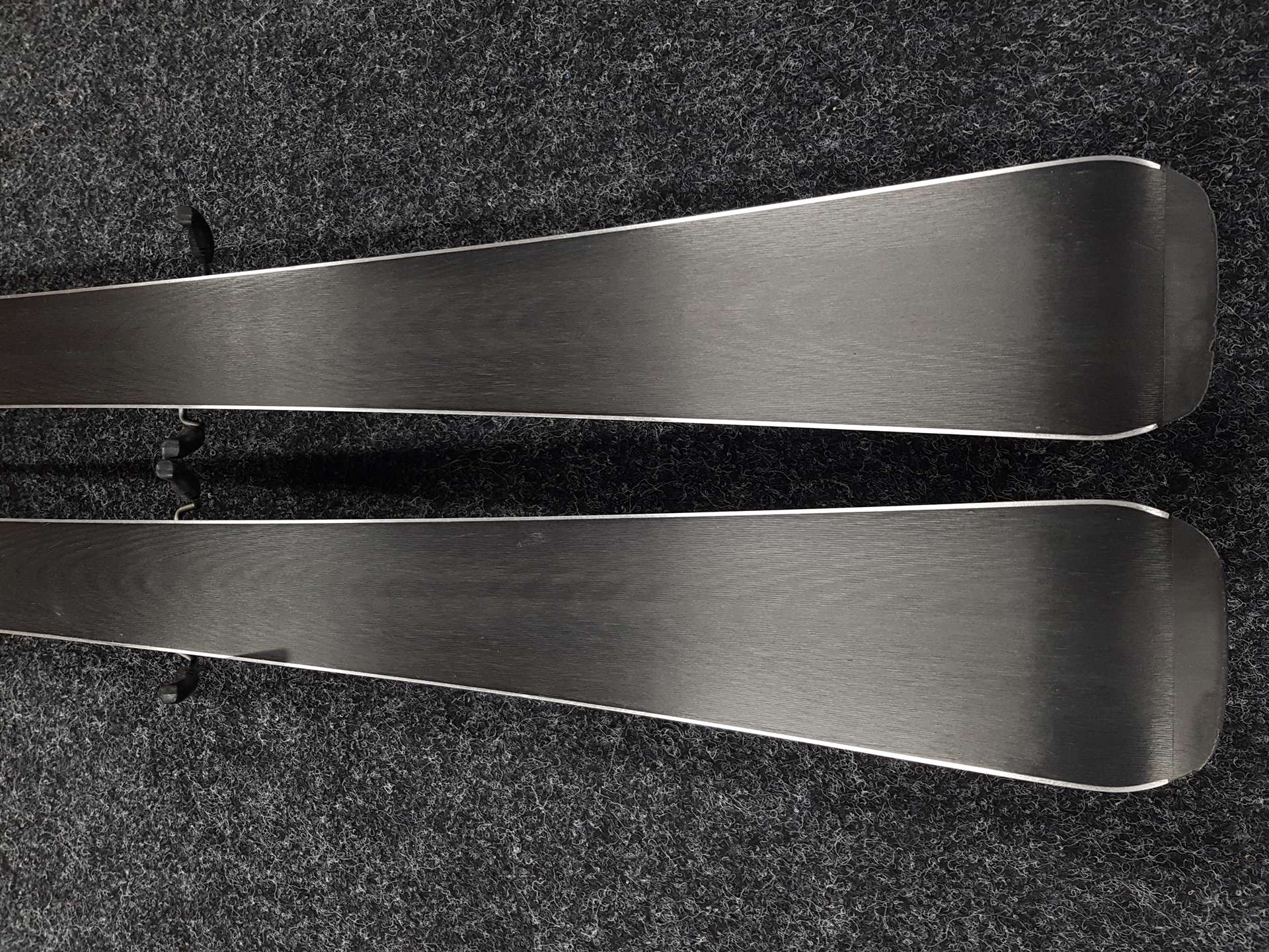 Gebrauchte Ski HEAD LYT Tech V4 + Tyrolia PR 10 Bindungen