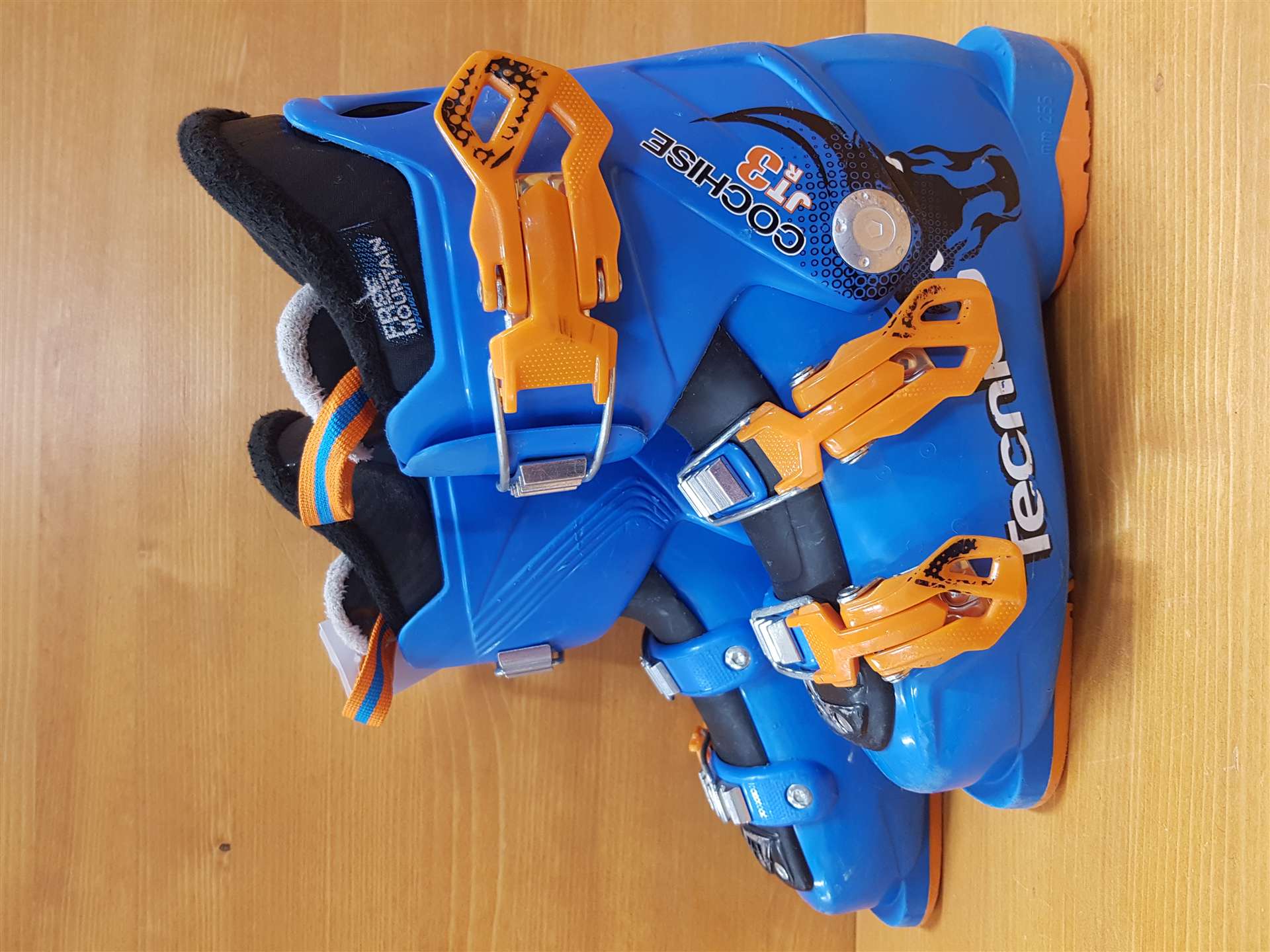 Použité lyžiarky TECNICA Cochise JT3