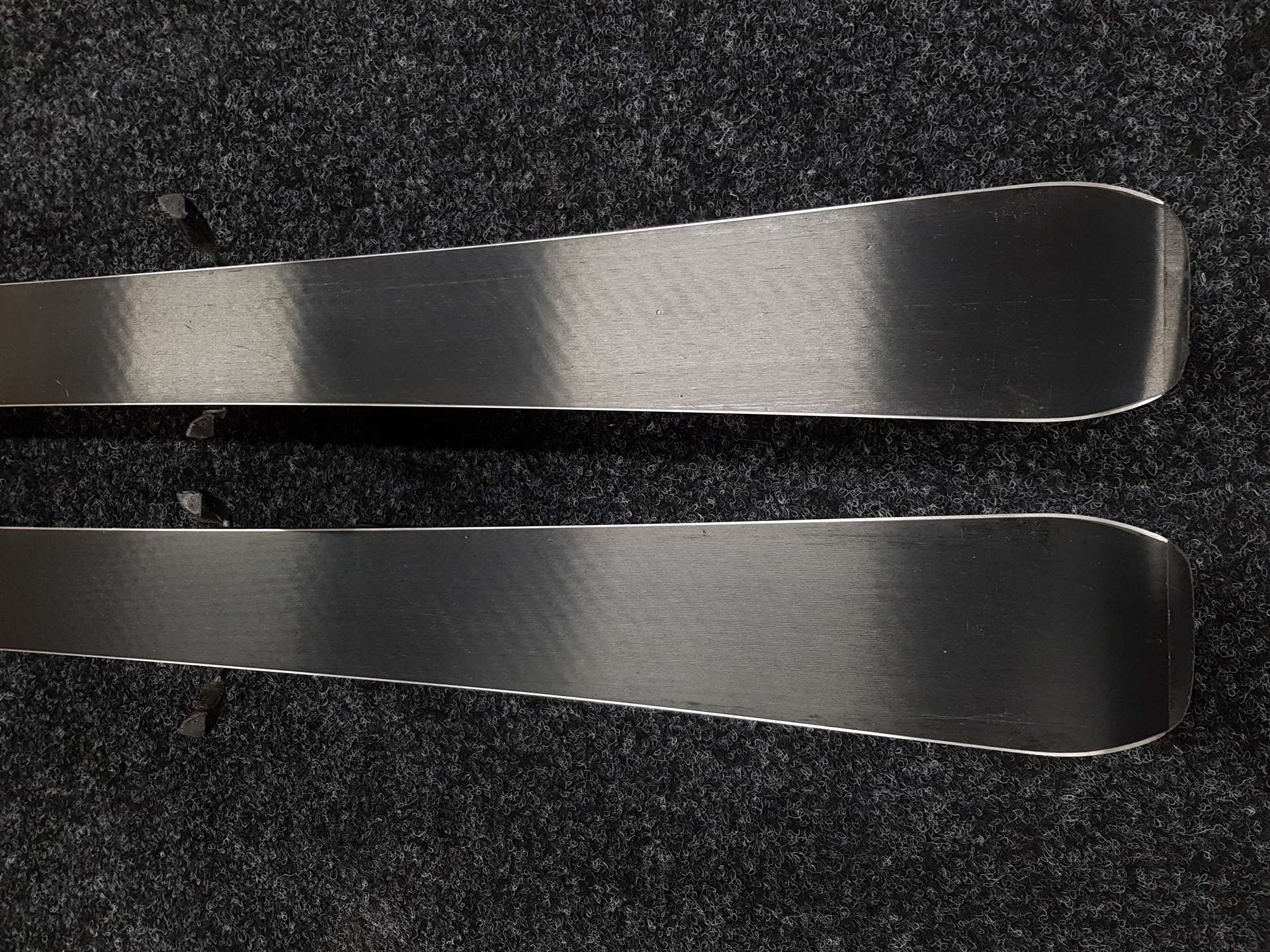 Gebrauchte SALOMON JR Xmax Skier + Salomon ETK 7 Bindungen
