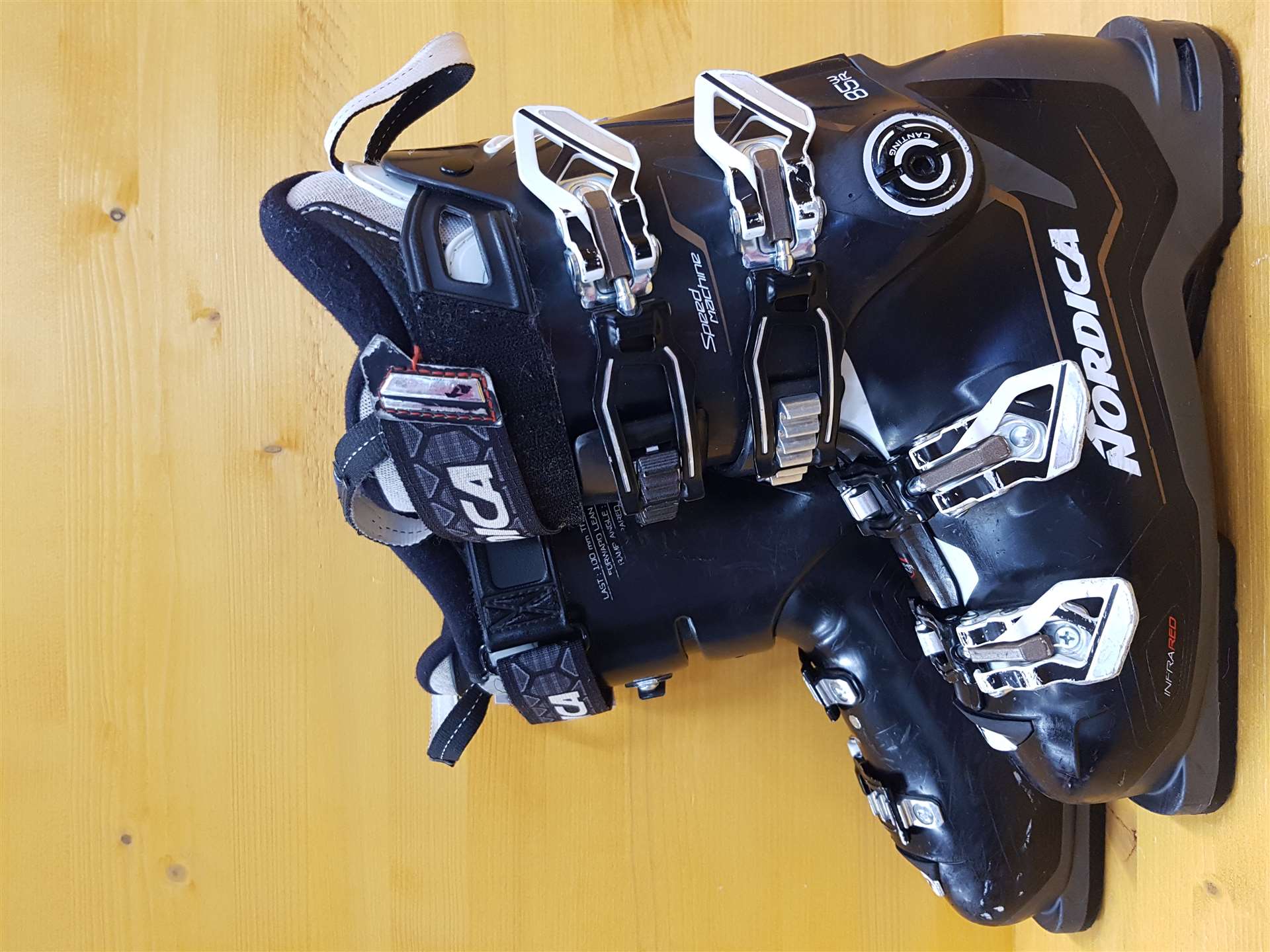 Použité lyžařky Nordica Speed Machine 85 WR