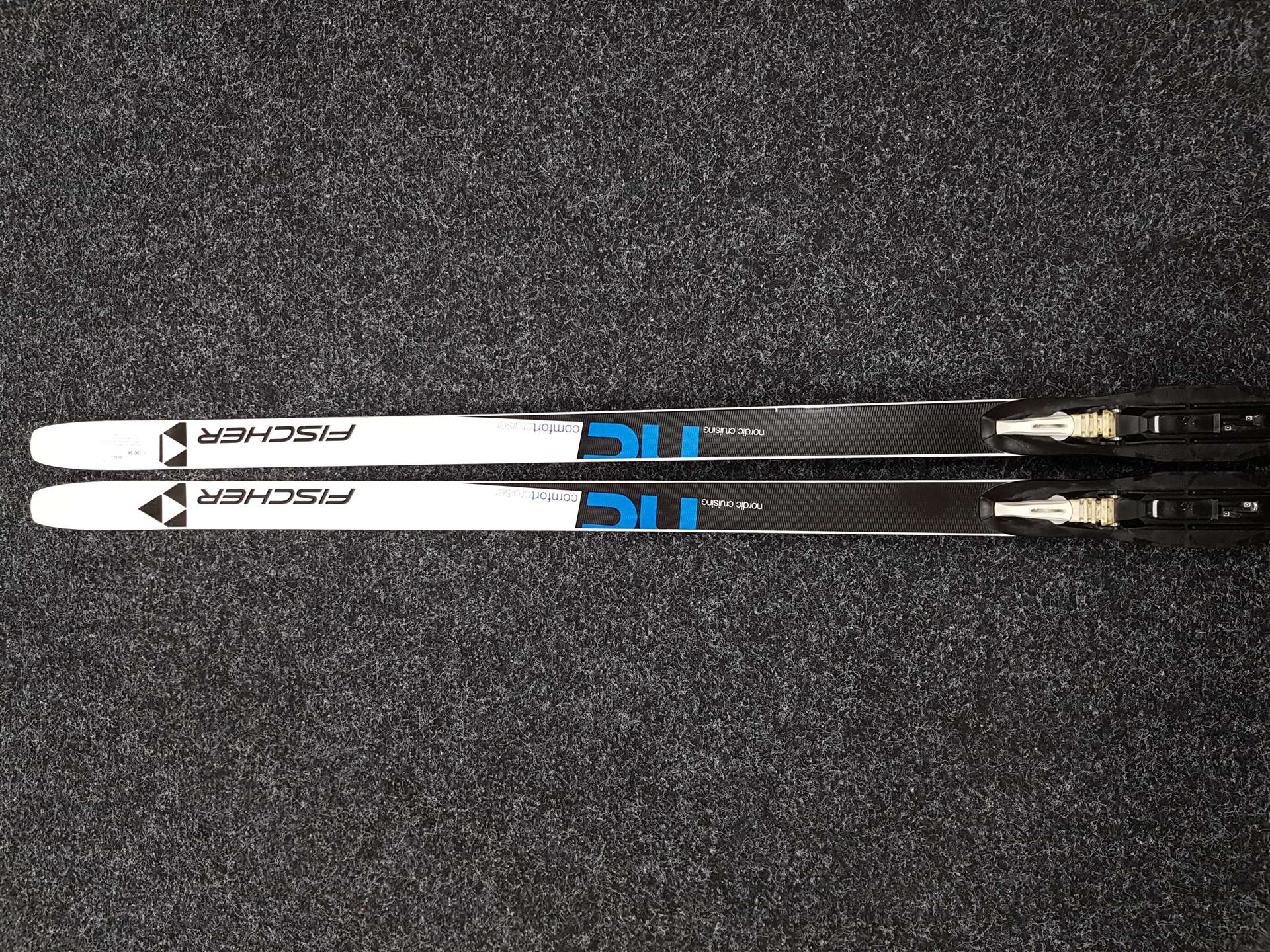 Použité bežecké lyže FISCHER Comfort Cruiser + viazanie NNN Fischer IFP