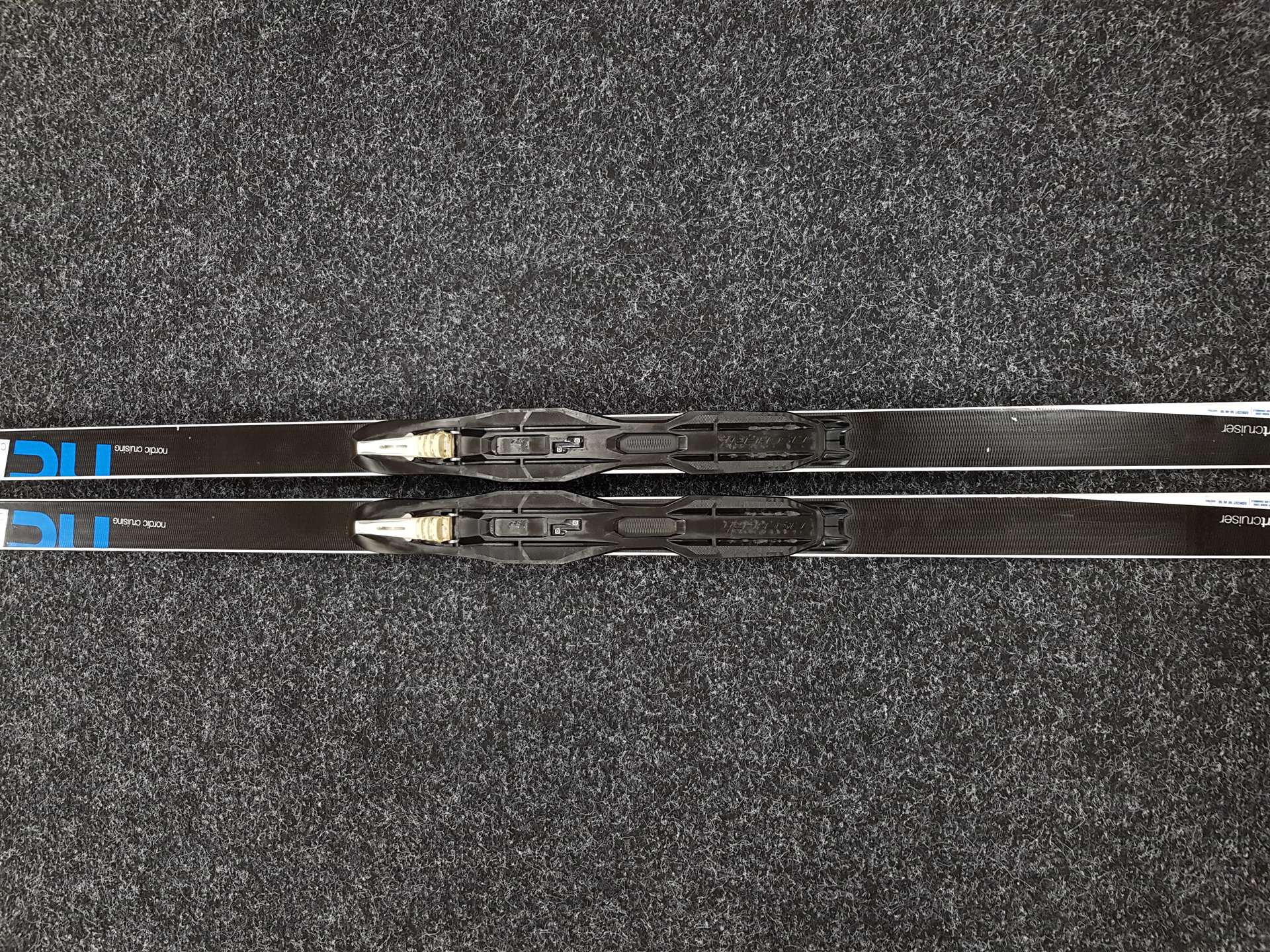 Použité bežecké lyže FISCHER Comfort Cruiser + viazanie NNN Fischer IFP