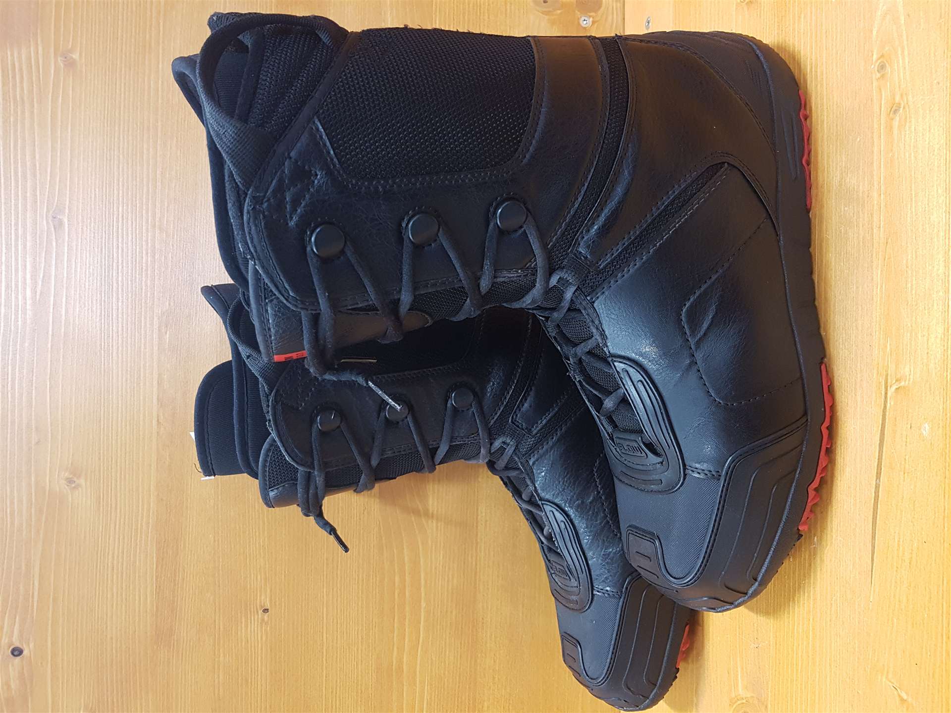 Ghete de snowboard Flow folosite