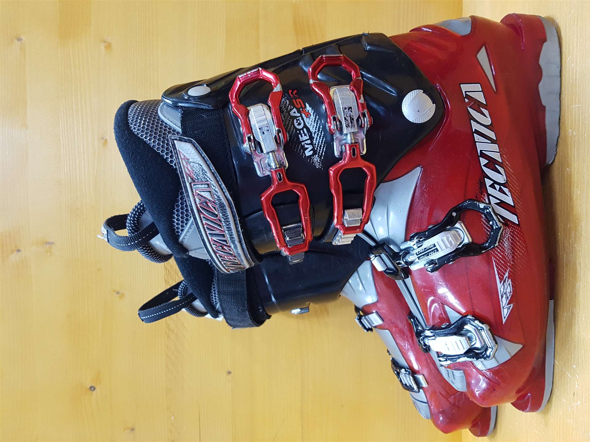 Używane buty narciarskie TECNICA MEGA+ SR