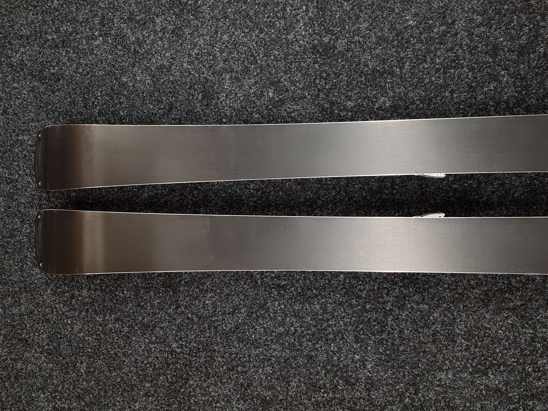 Schiuri Salomon Sclamber 700 folosite + legături Salomon S712