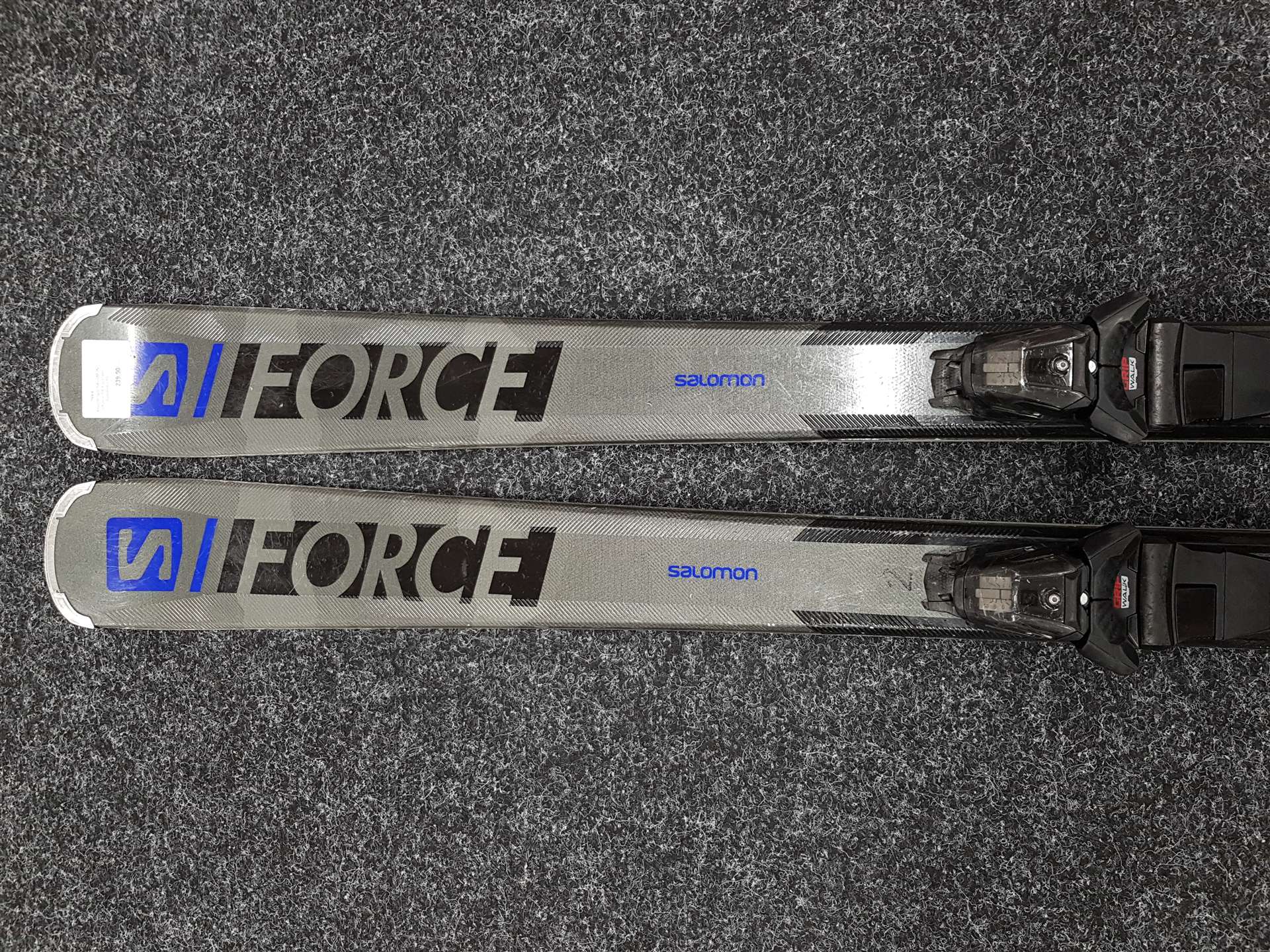 Skis SALOMON S/Force SX d'occasion + fixations Salomon L10