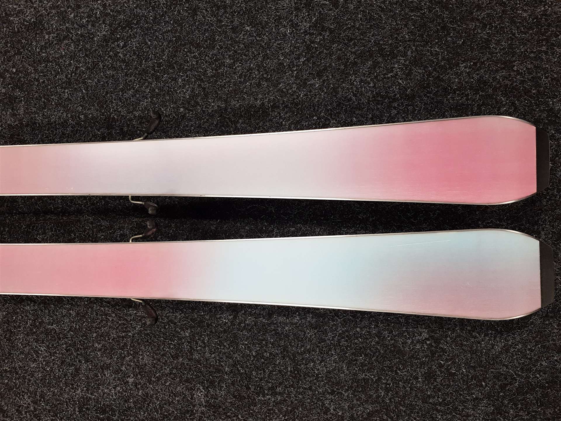 Skis d'occasion SPORTEN Iridium 3 + fixations Tyrolia PR 11