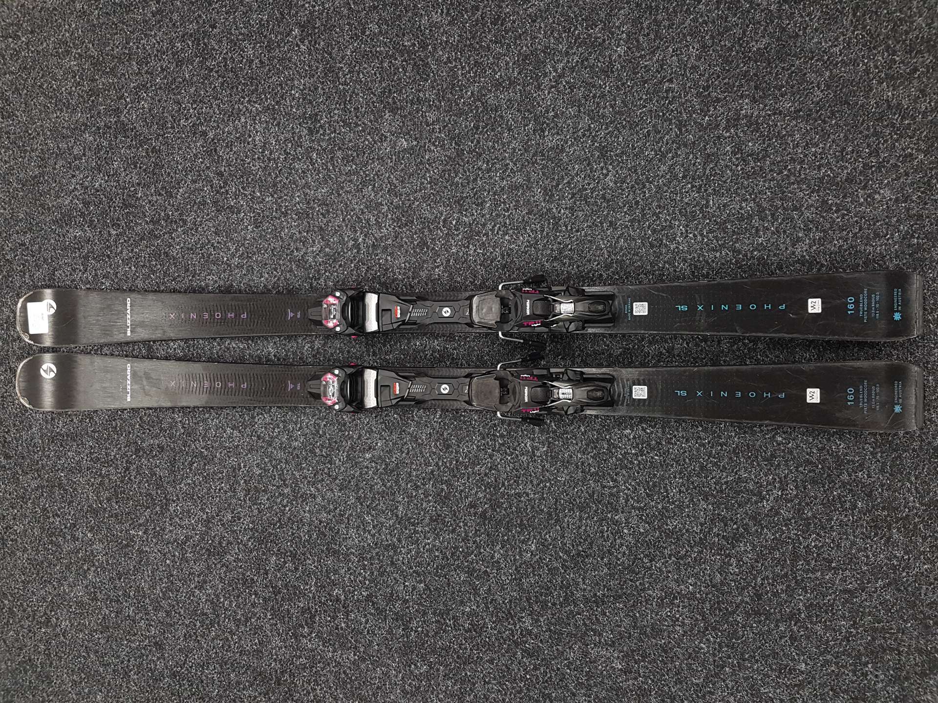 Použité lyže BLIZZARD Phoenix SL + vázání Marker TP11 Light