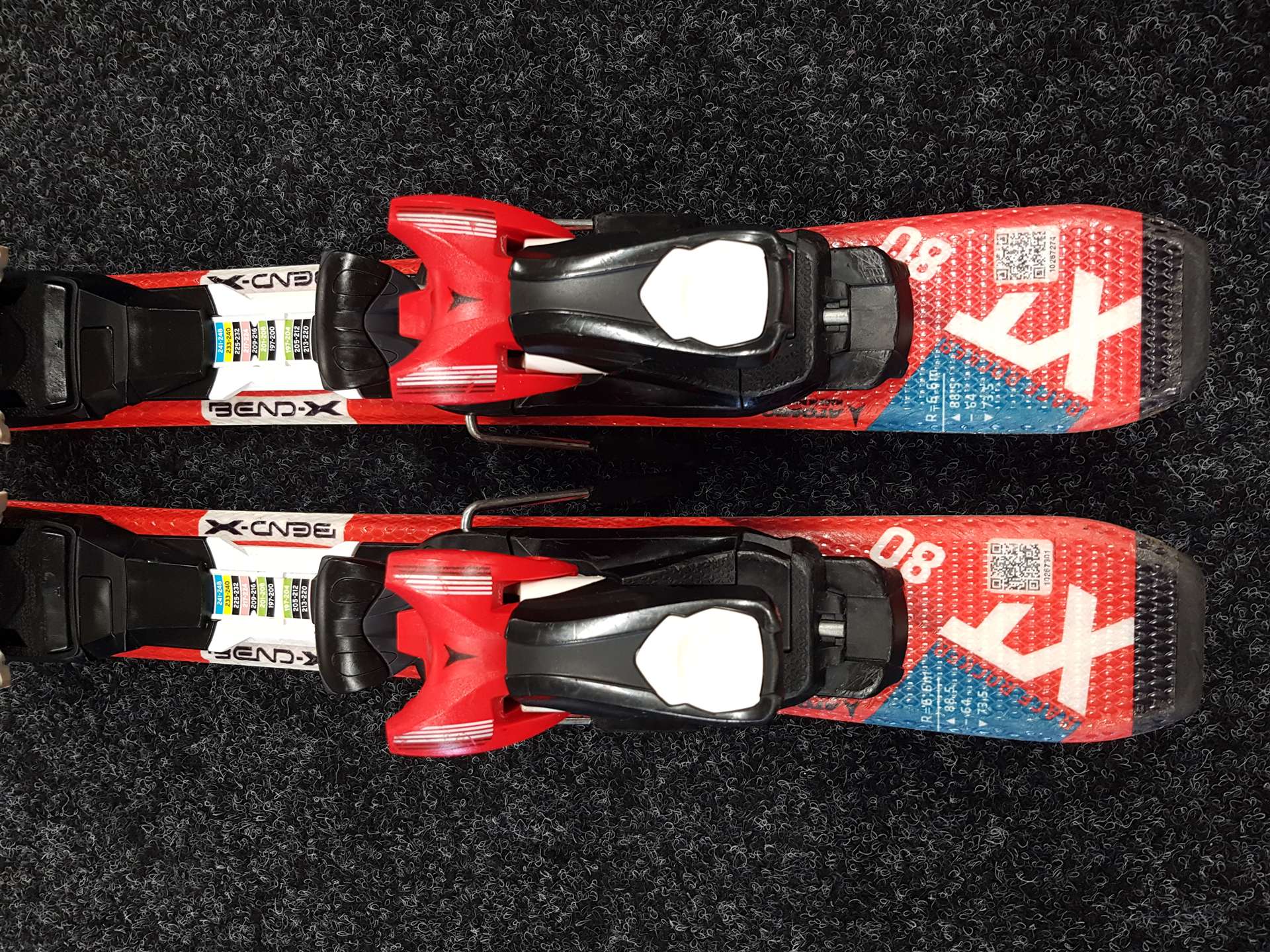 Rabljene dječje skije ATOMIC Redster XT 80 + vezovi Atomic XTE 45