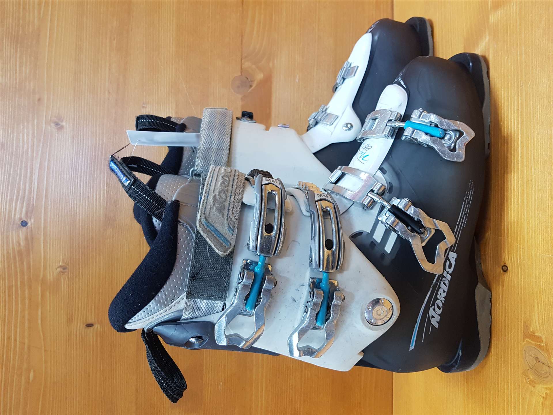 Gebrauchte Skischuhe NORDICA Nxt 85 W R
