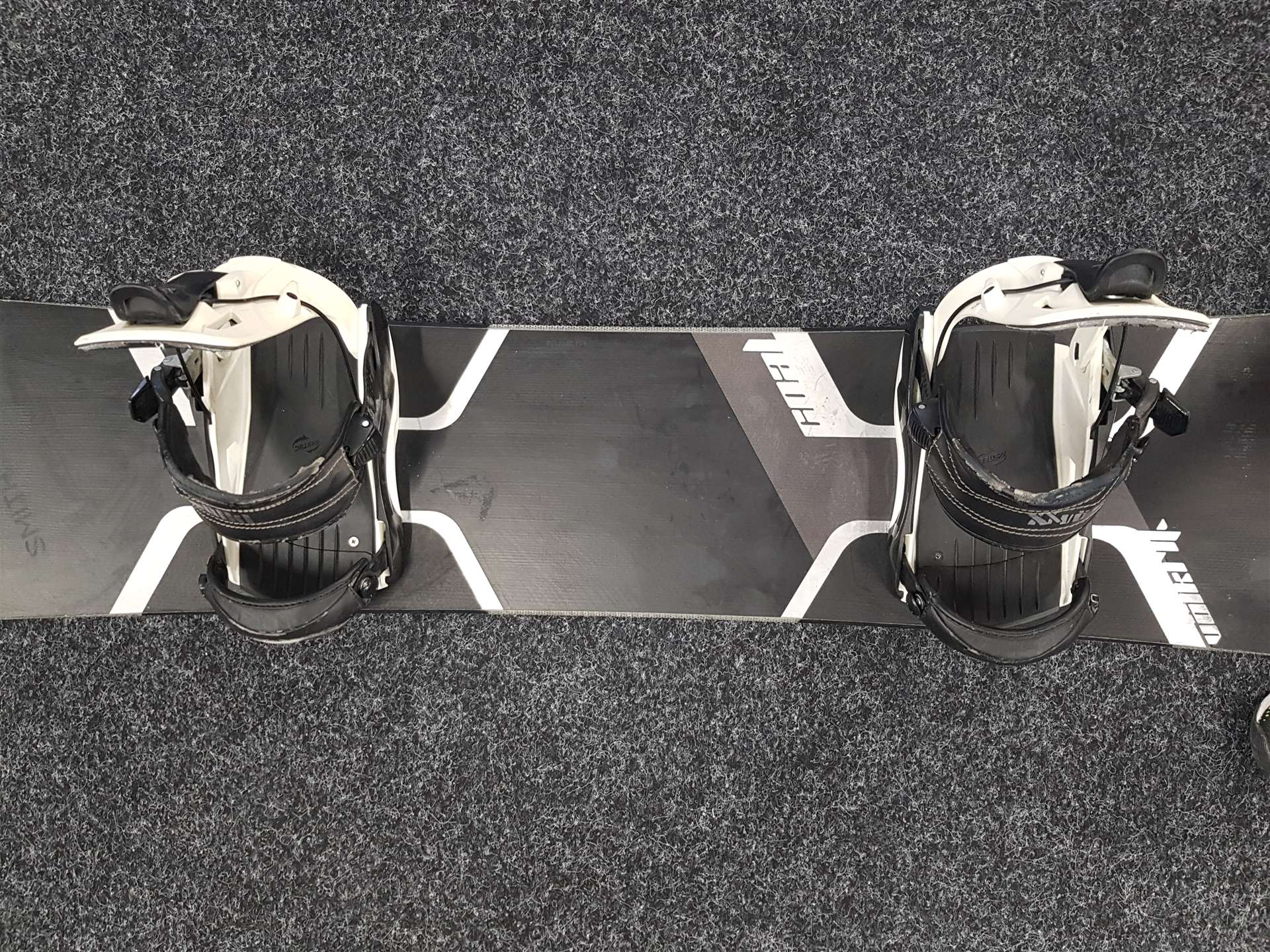 Snowboard VOLKL Coal d'occasion + fixations Volkl Fastec taille L