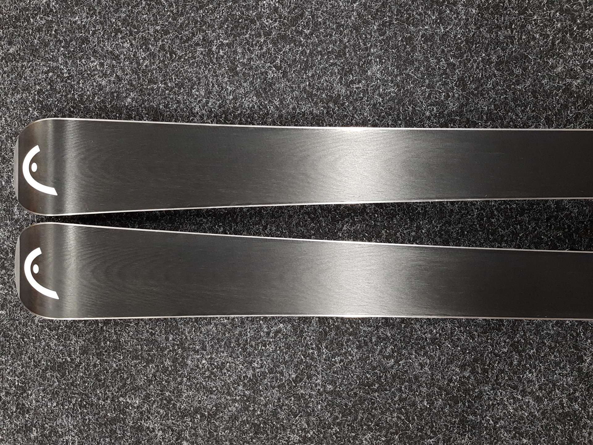Použité lyže HEAD i.Speed Era 3.0 Kers + viazanie Head PRX 12