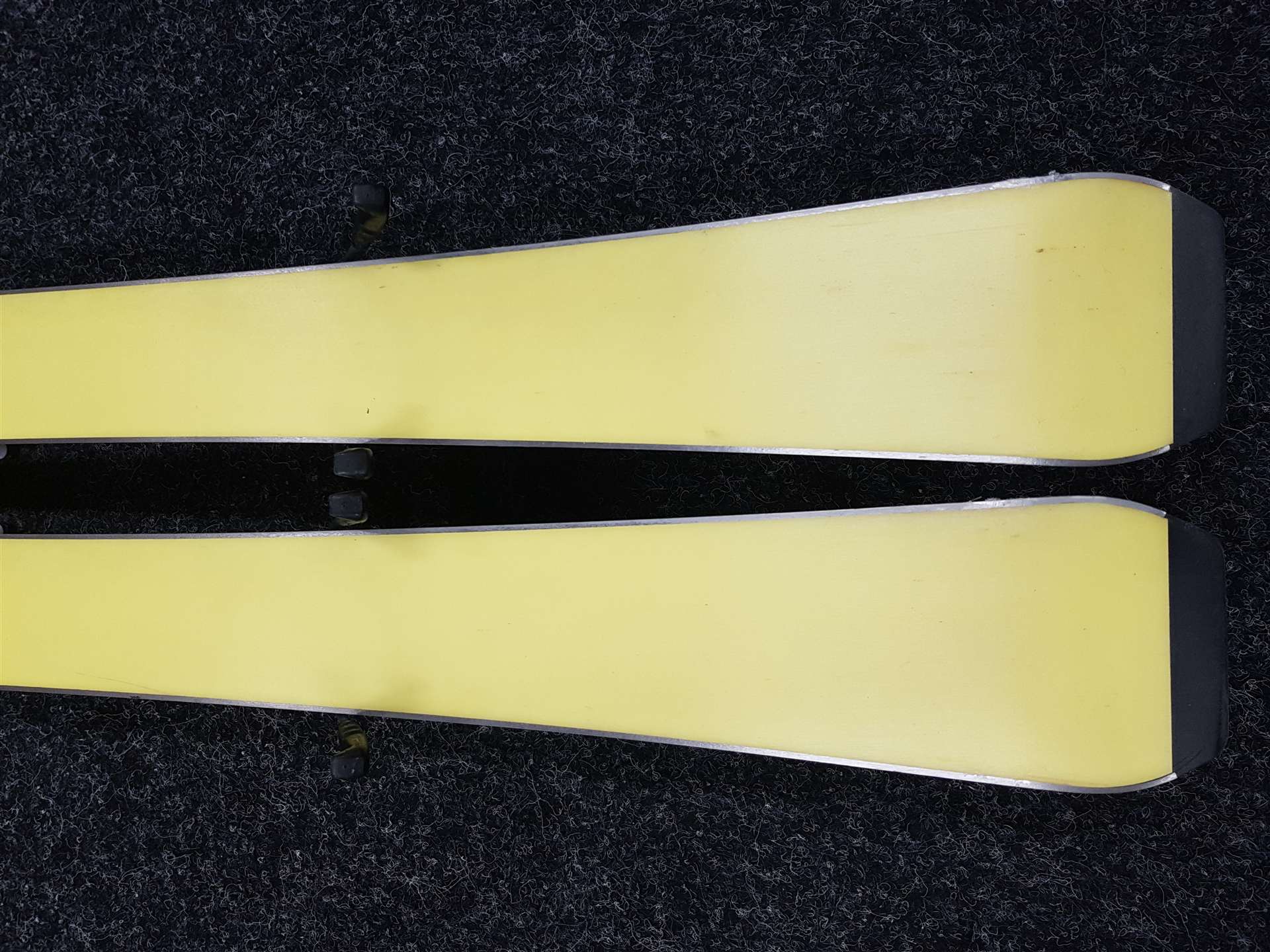 Použité dětské lyže SPORTEN XOXO + vázání Tyrolia SLR 4,5