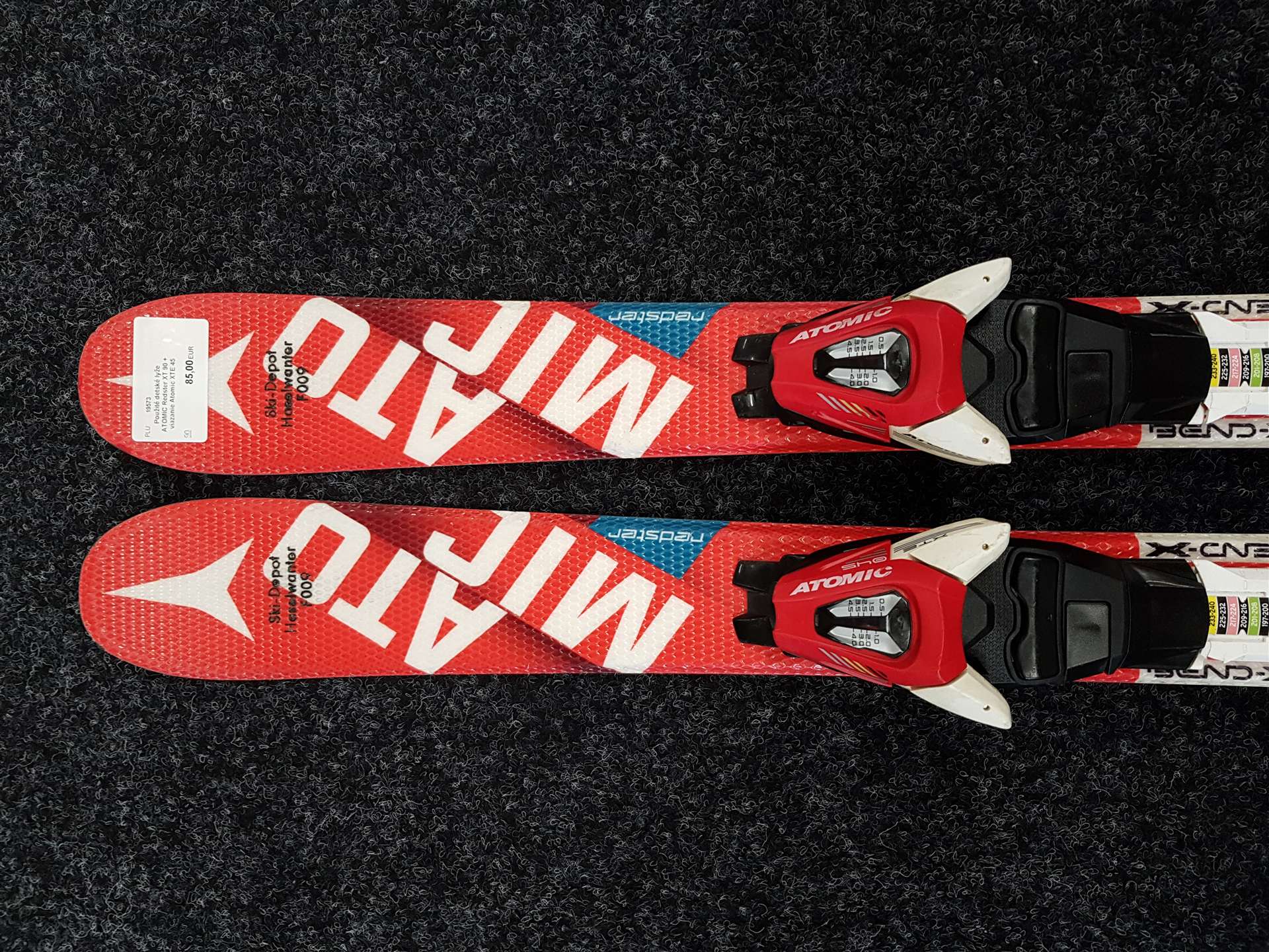Použité dětské lyže ATOMIC Redster XT 90 + vázání Atomic XTE 45