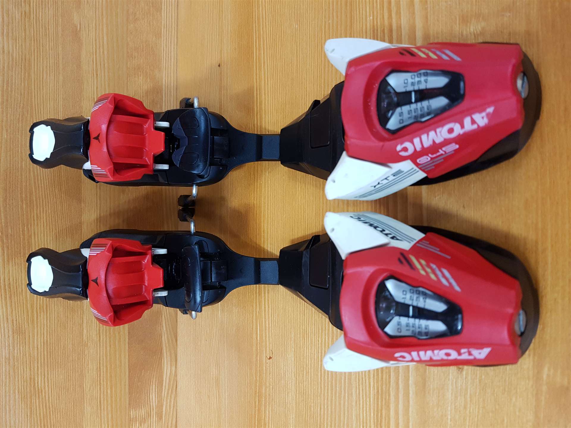 Zastosowano wiązanie Atomic 4.5 (DIN 4.5)