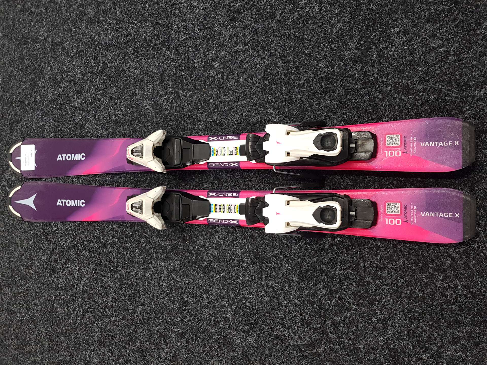 Gebrauchte ATOMIC Vantage X Kinderski + Atomic 4.5 Bindungen