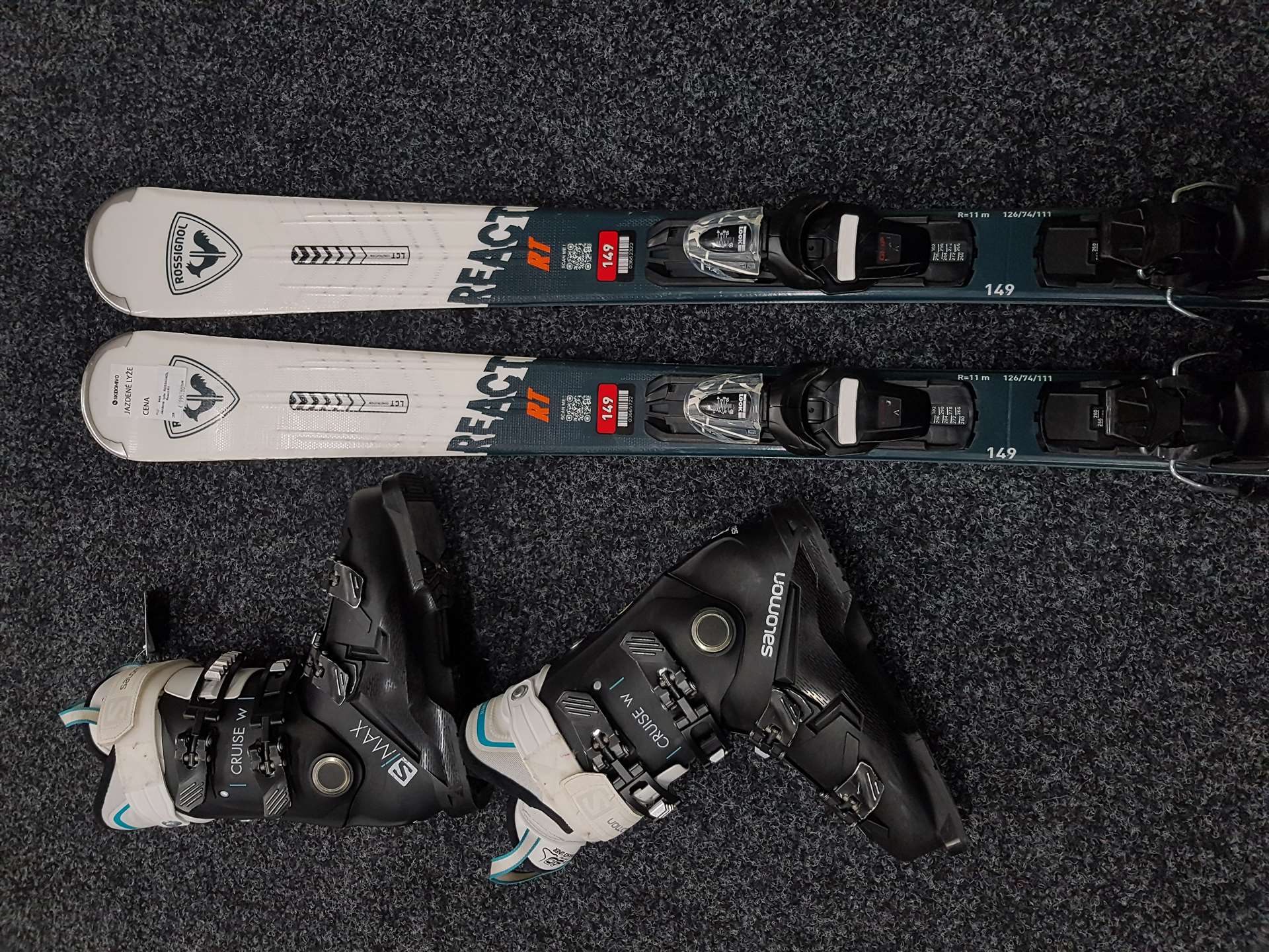 Bazárové lyže  ROSSIGNOL React RT- lyžařské boty SALOMON S MAX CRUISE
