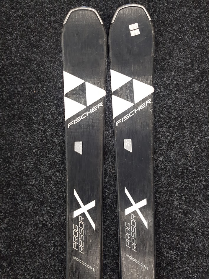 Fischer Progressor X + Fischer RS 10 Bindung