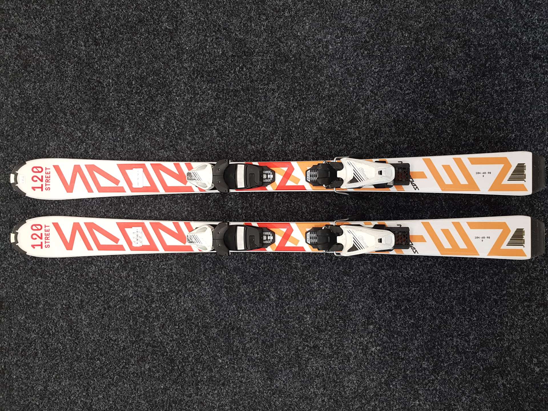 Gebrauchte SPORTEN Street Ski + Tyrolia SLR 4.5 Bindungen