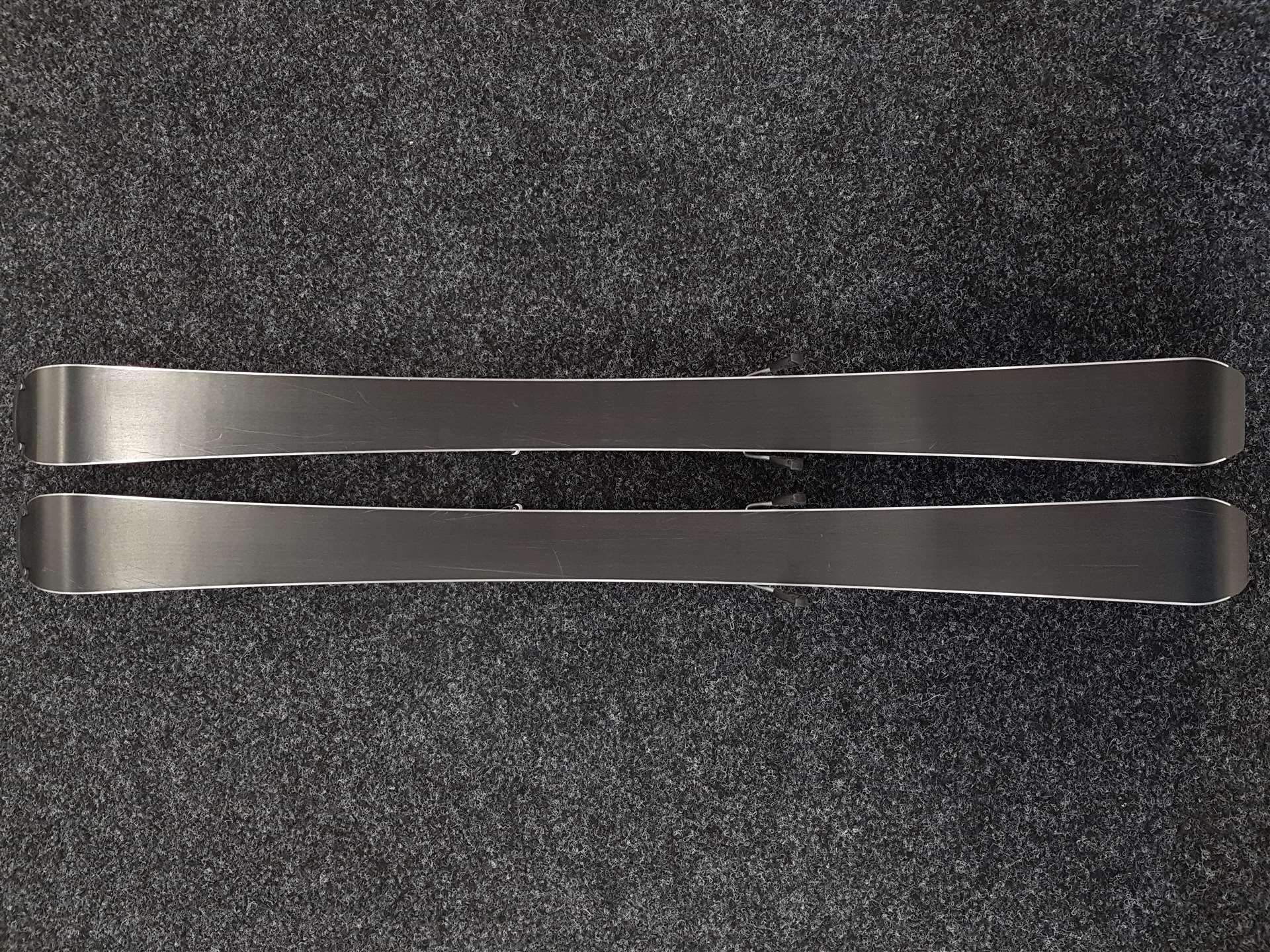 Gebrauchte SPORTEN Street Ski + Tyrolia SLR 4.5 Bindungen