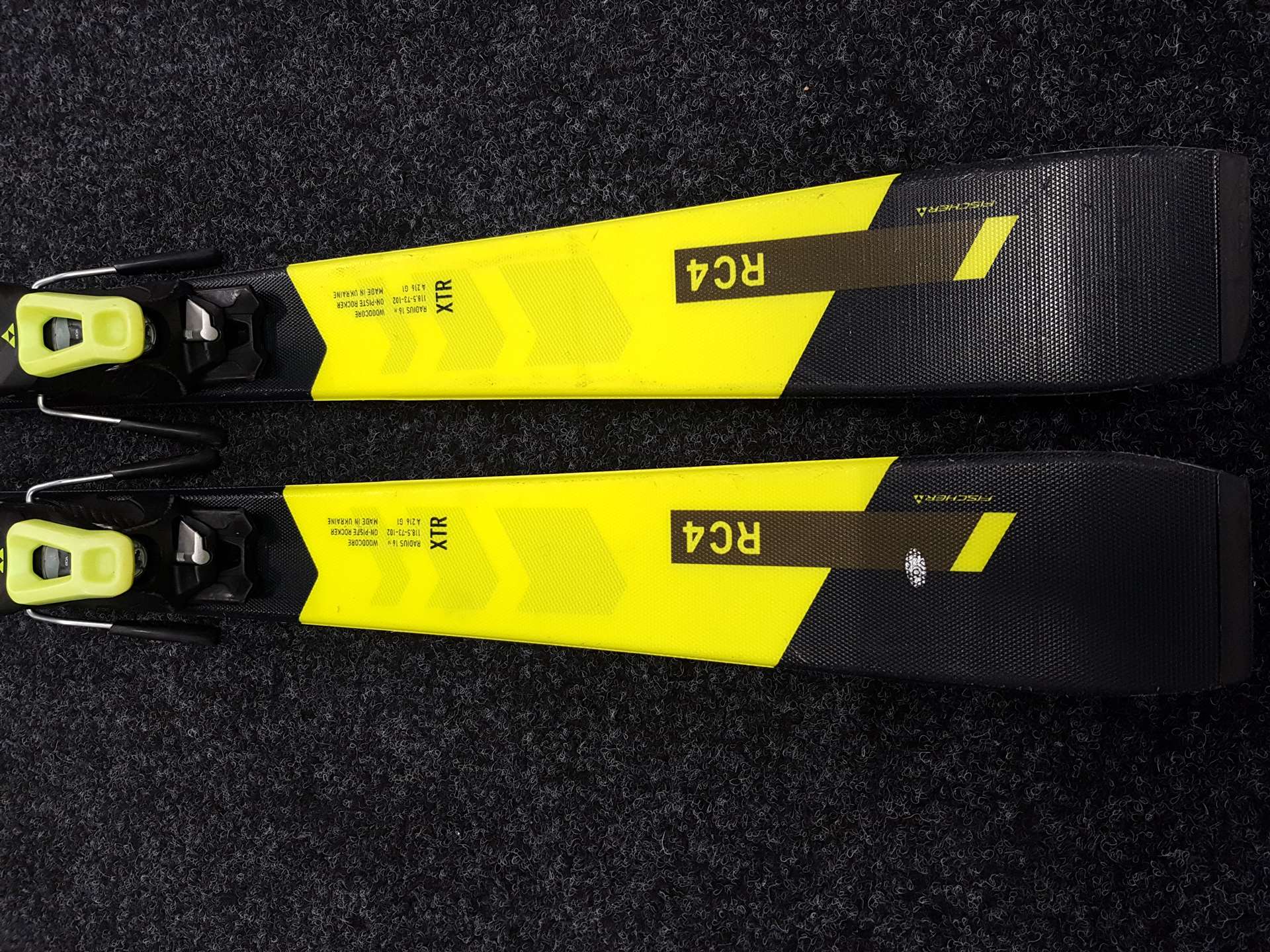 Używane narty FISCHER RC4 + wiązania Fischer RS 10