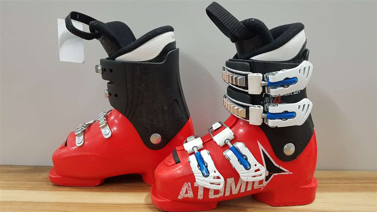 Bazárové lyžiarky ATOMIC Redster JR 4