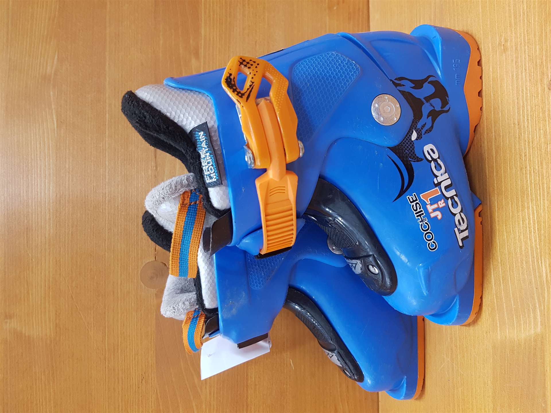 Použité lyžiarky TECNICA Cochise JT1