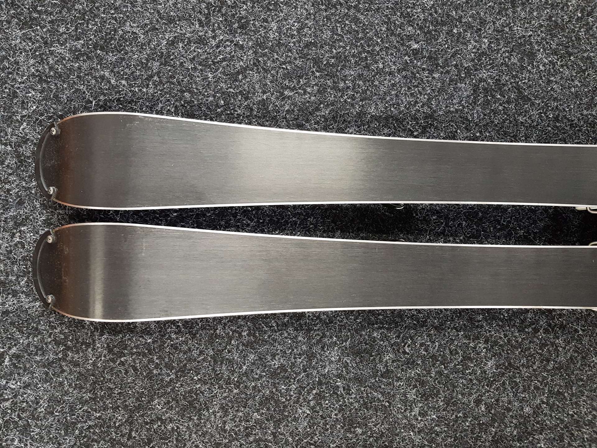 Skis enfant d'occasion SPORTEN Rocker + fixations Tyrolia SLR 4.5