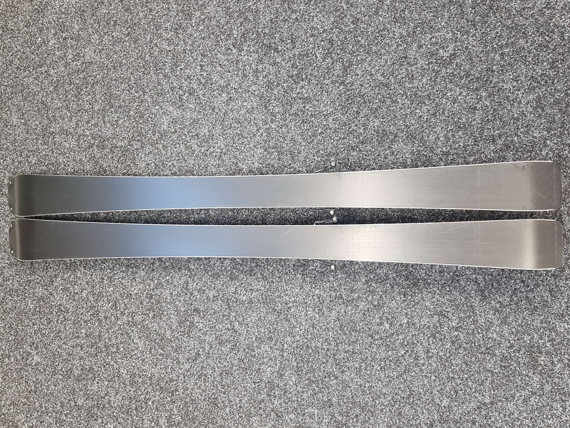Gebrauchte Kinderski VÖLKL Racetiger Jr + Bindungen Marker 7