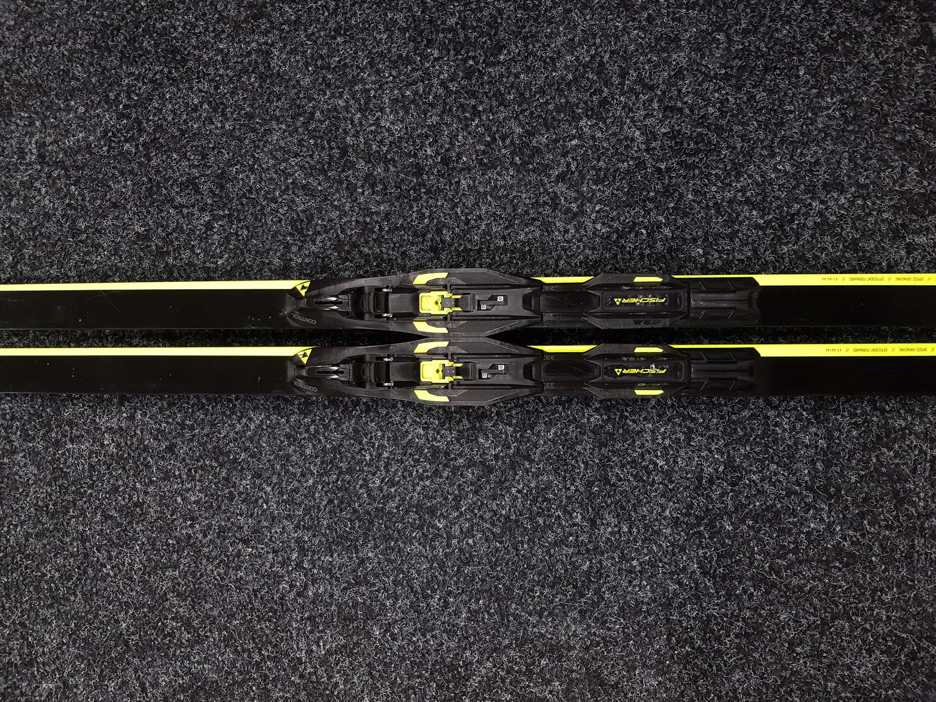 Gebrauchte Fischer Twin Skin Pro Langlaufski + Fischer NNN Bindungen