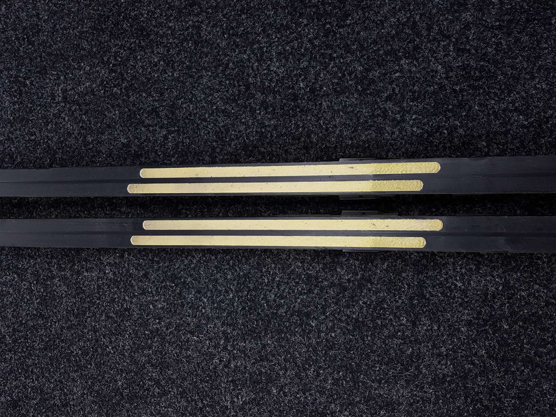 Gebrauchte Fischer Twin Skin Pro Langlaufski + Fischer NNN Bindungen