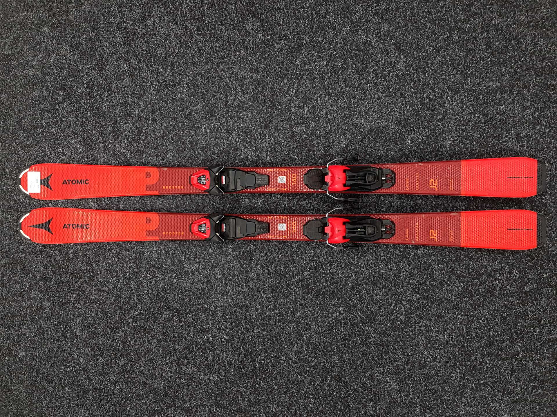 Używane narty ATOMIC Redster J2 + wiązania Atomic 6