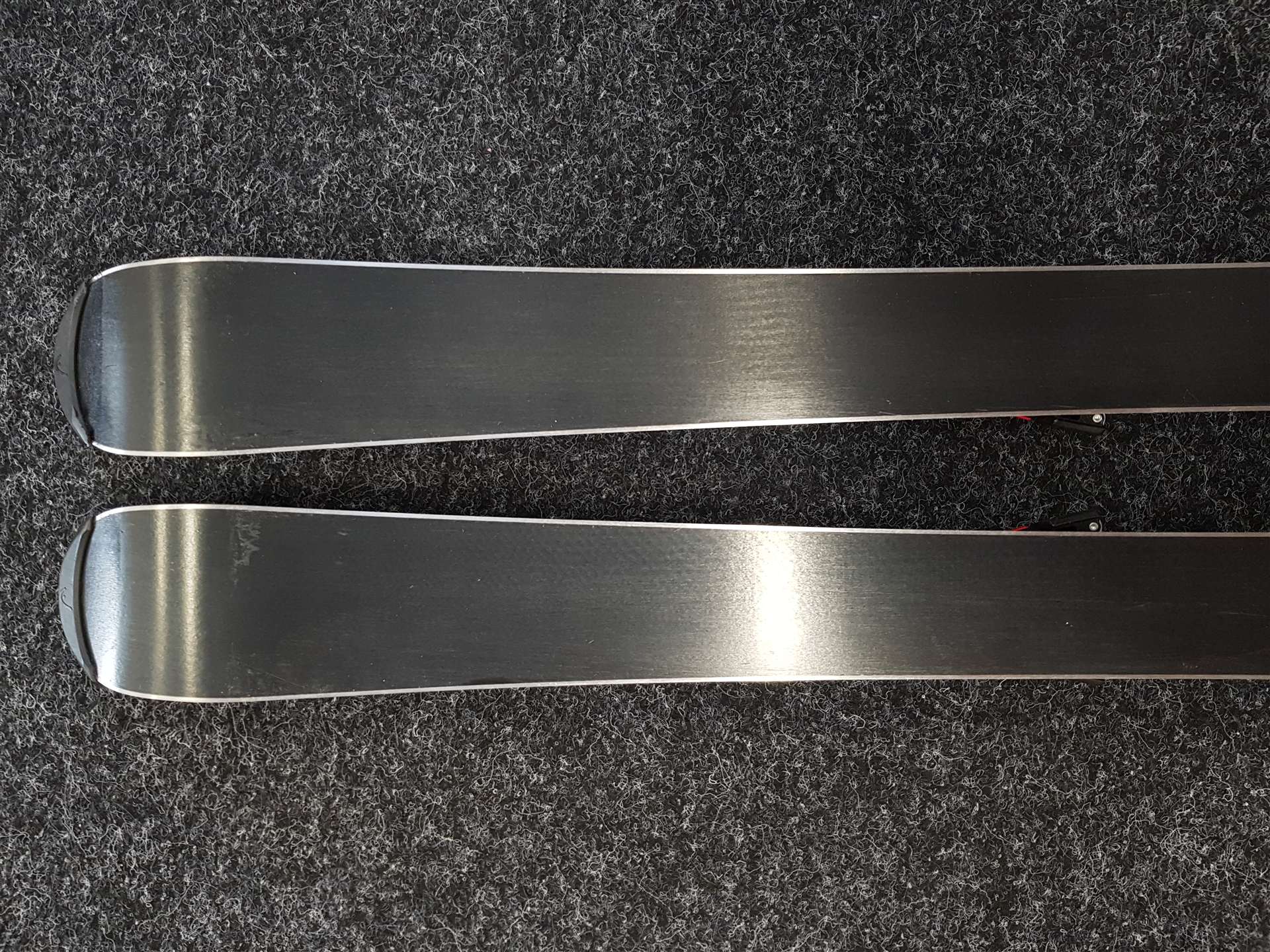 Rabljene dječje skije HEAD Super Shape + vezovi Head SL 75