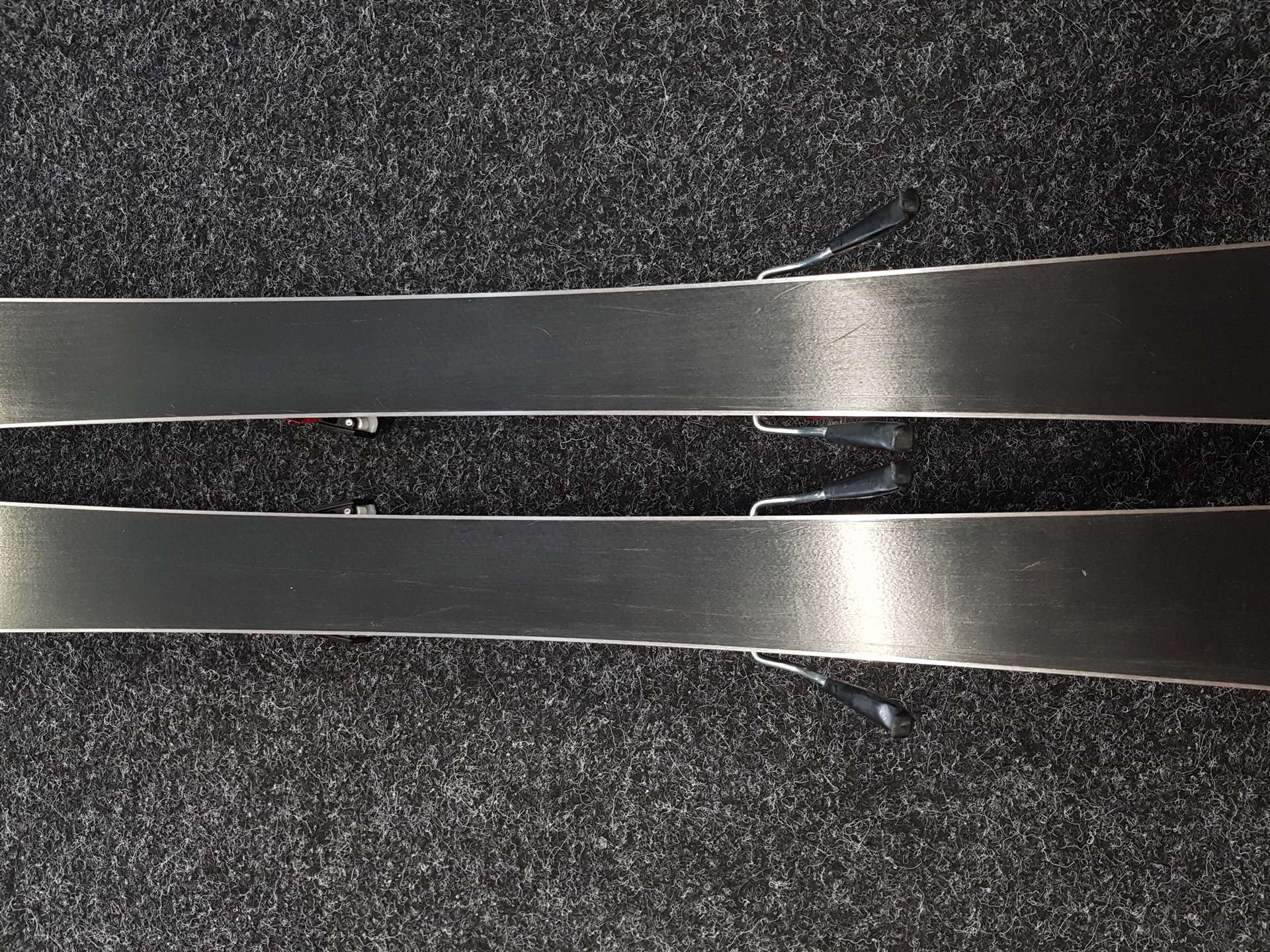 Rabljene dječje skije HEAD Super Shape + vezovi Head SL 75