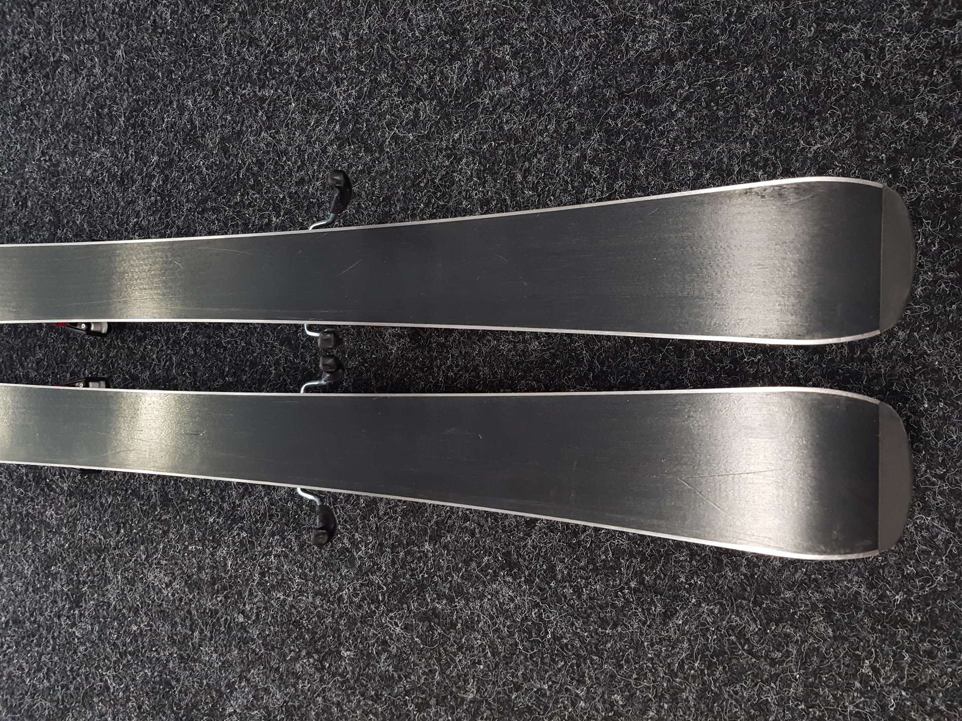 Rabljene dječje skije HEAD Super Shape + vezovi Head SL 75