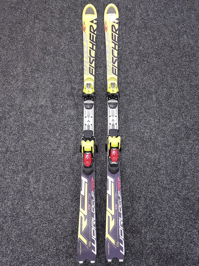 FISCHER RC4 World Cup RC Pro Ski zum Schnäppchenpreis