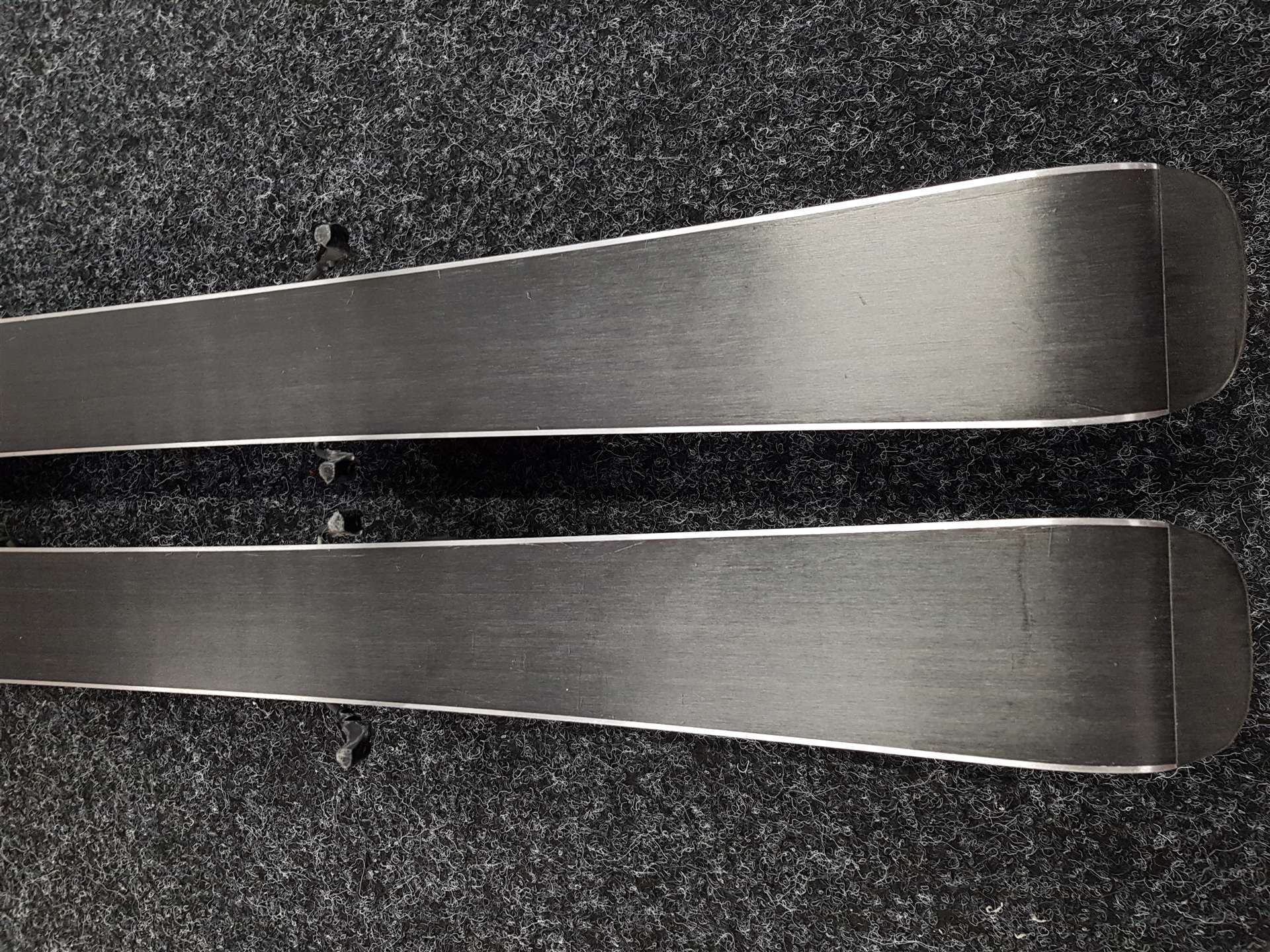 Sci usati per bambini VOLKL Racetiger SL + attacchi Marker 4.5