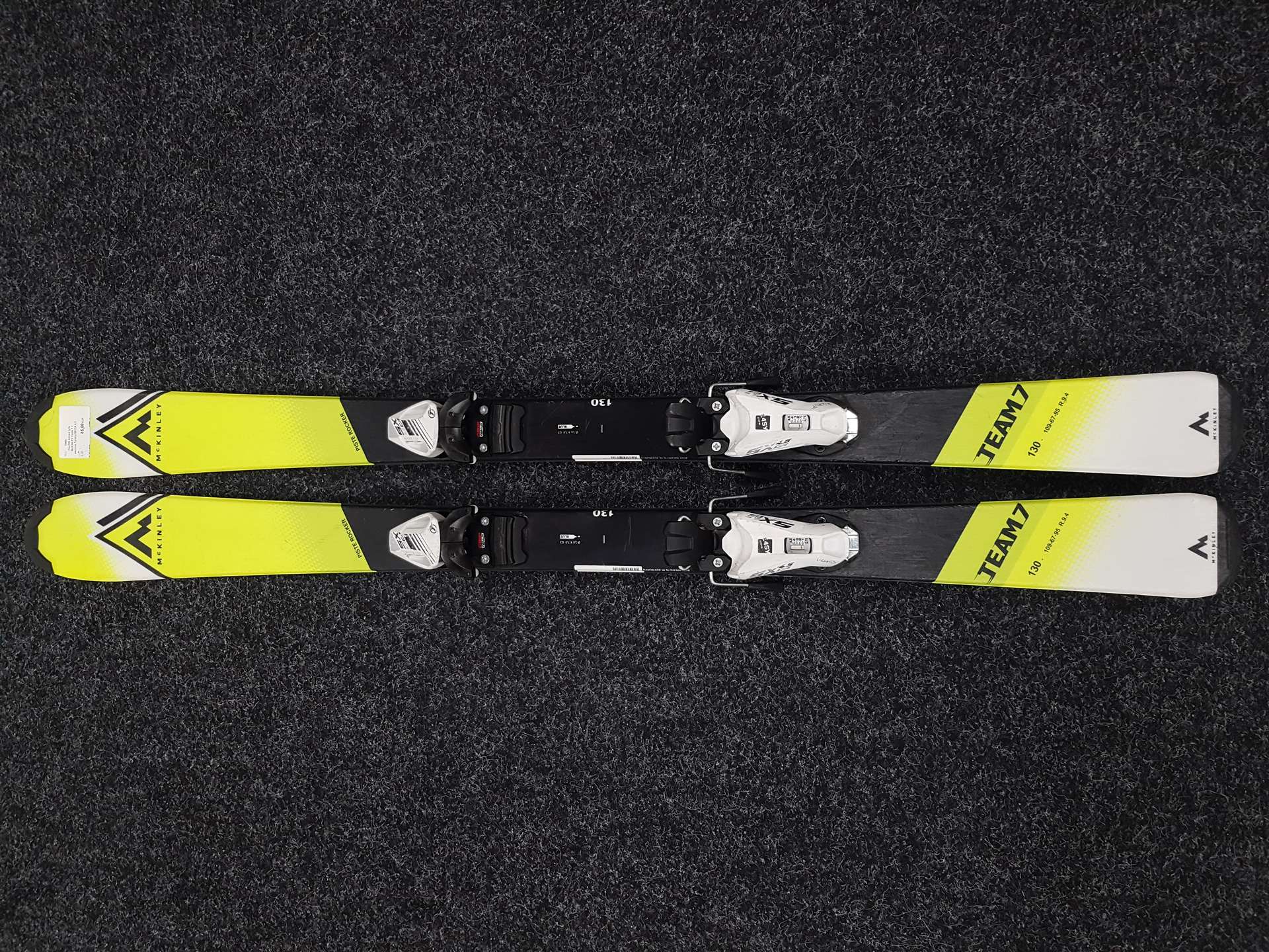 Rabljene dječje skije McKINLEY Team 7 + vezovi Tyrolia SX CA 4.5