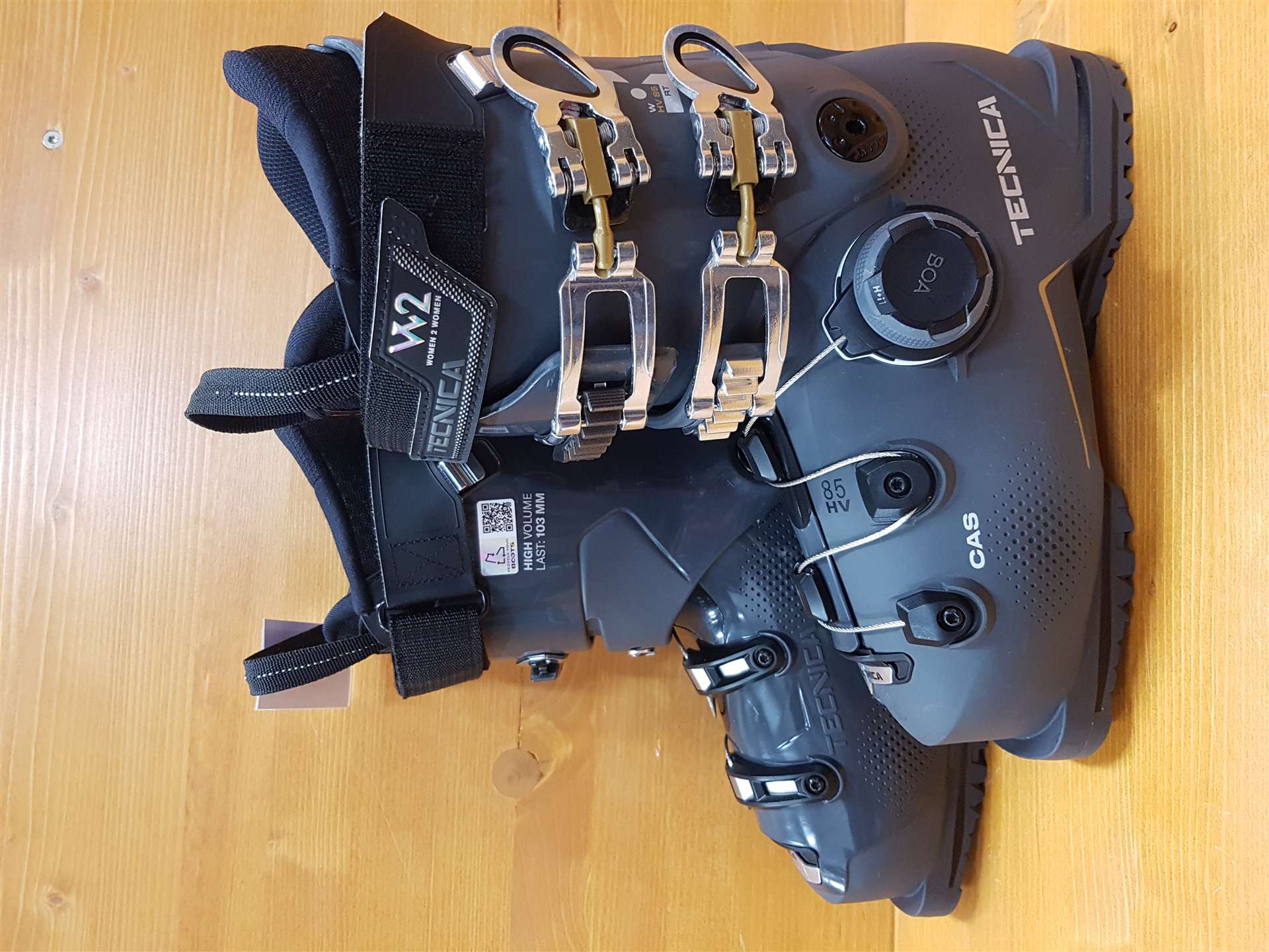 Gebrauchte Skischuhe TECNICA 85 HV W2