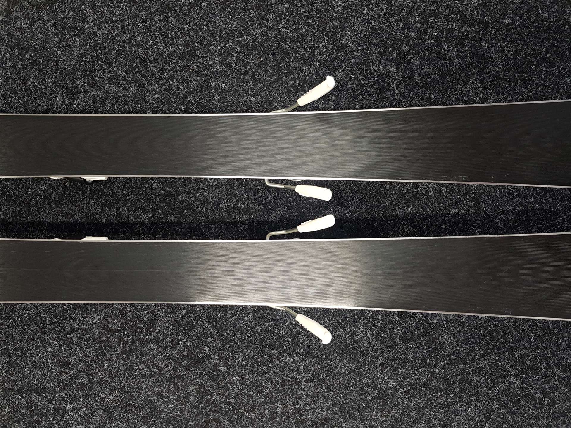 Použité lyže ARTIS 2 + viazanie Tyrolia Pro MBS 11