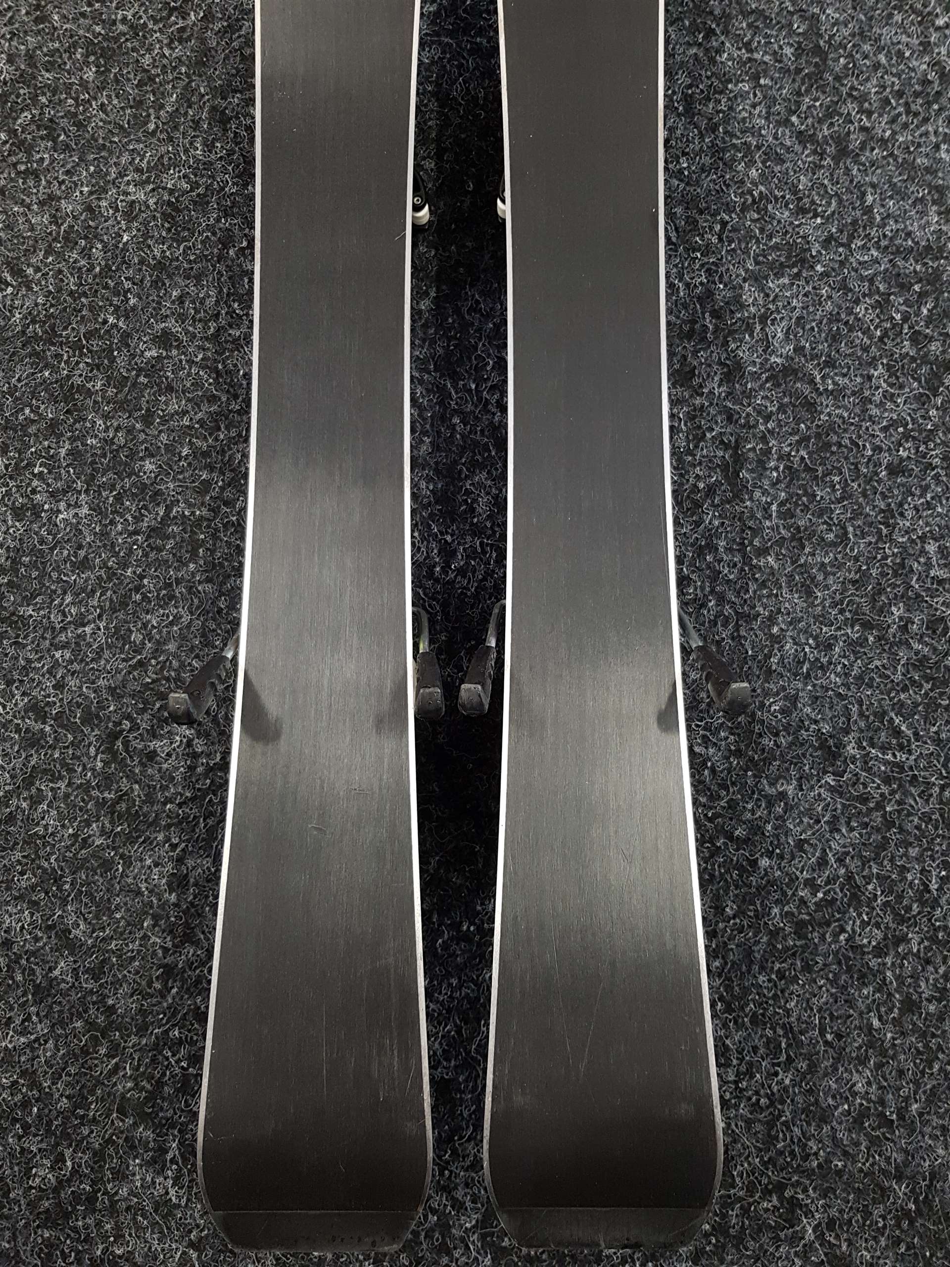 Skis enfant d'occasion SPORTEN Rocker + fixations Tyrolia SLR 4.5