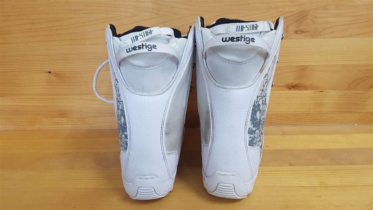 Bazárové snowboardové topánky Westige