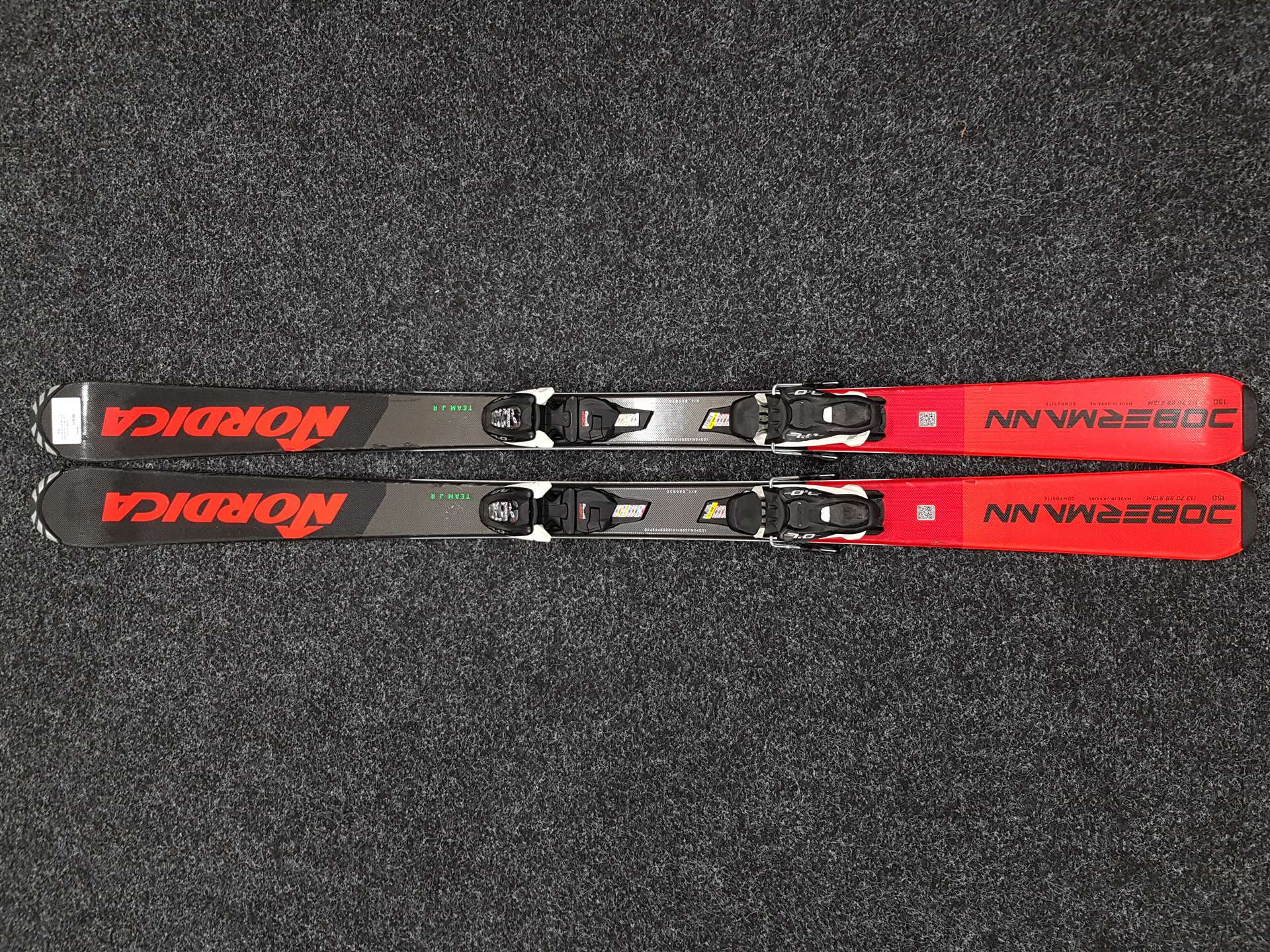 Skis d'occasion NORDICA Dobermann Team JR + fixations Marker 7